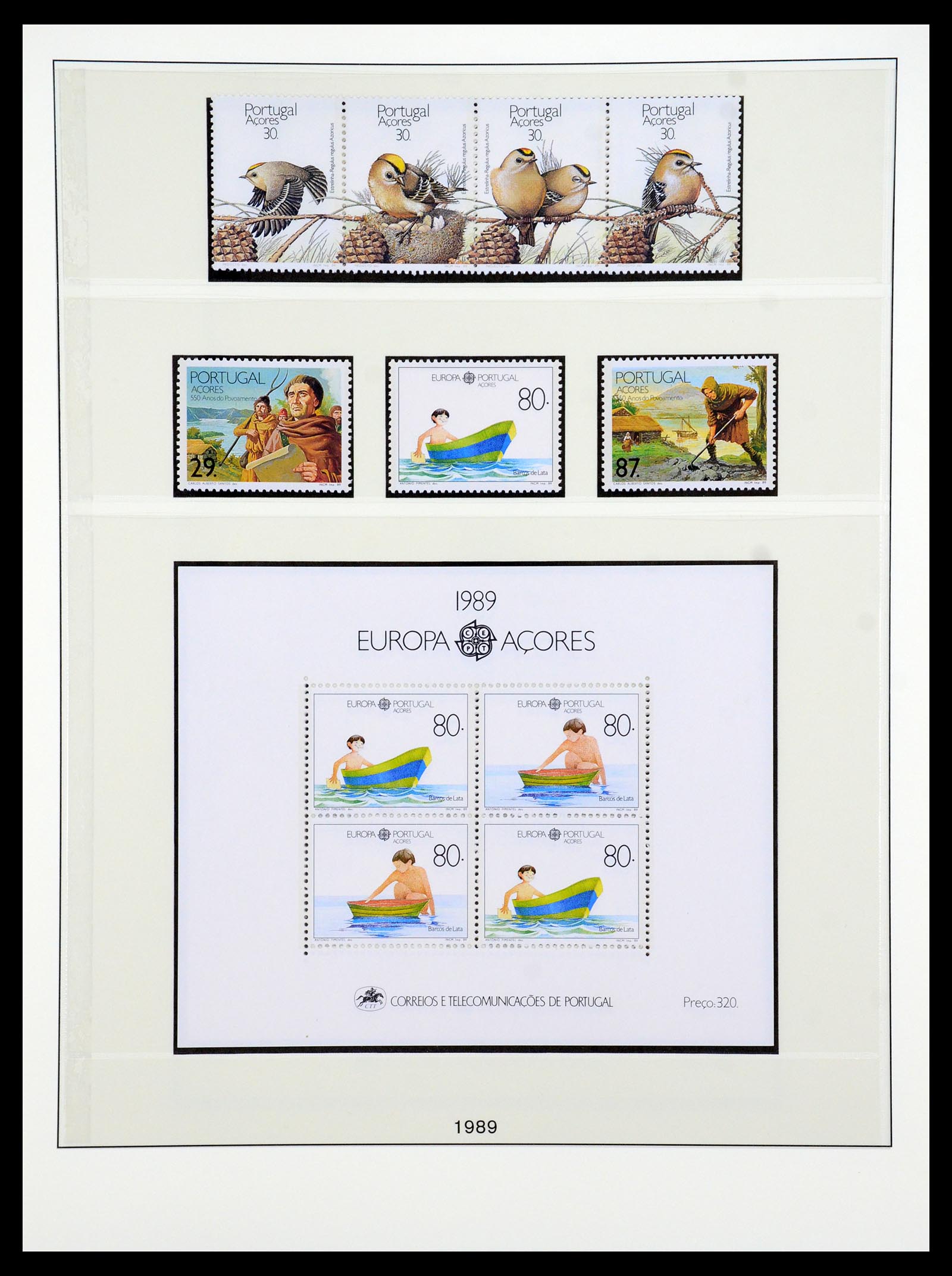 35418 017 - Postzegelverzameling 35418 Azoren en Madeira 1980-2007.