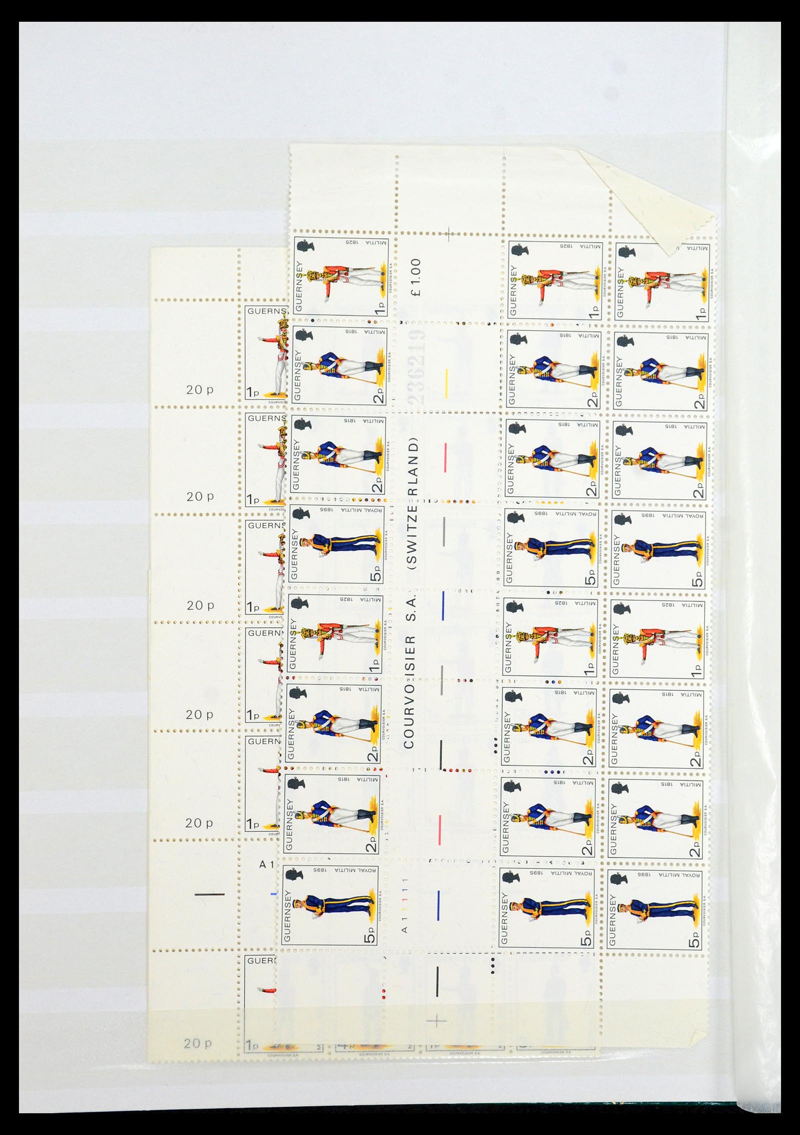35438 016 - Postzegelverzameling 35438 Kanaaleilanden 1974-2001.