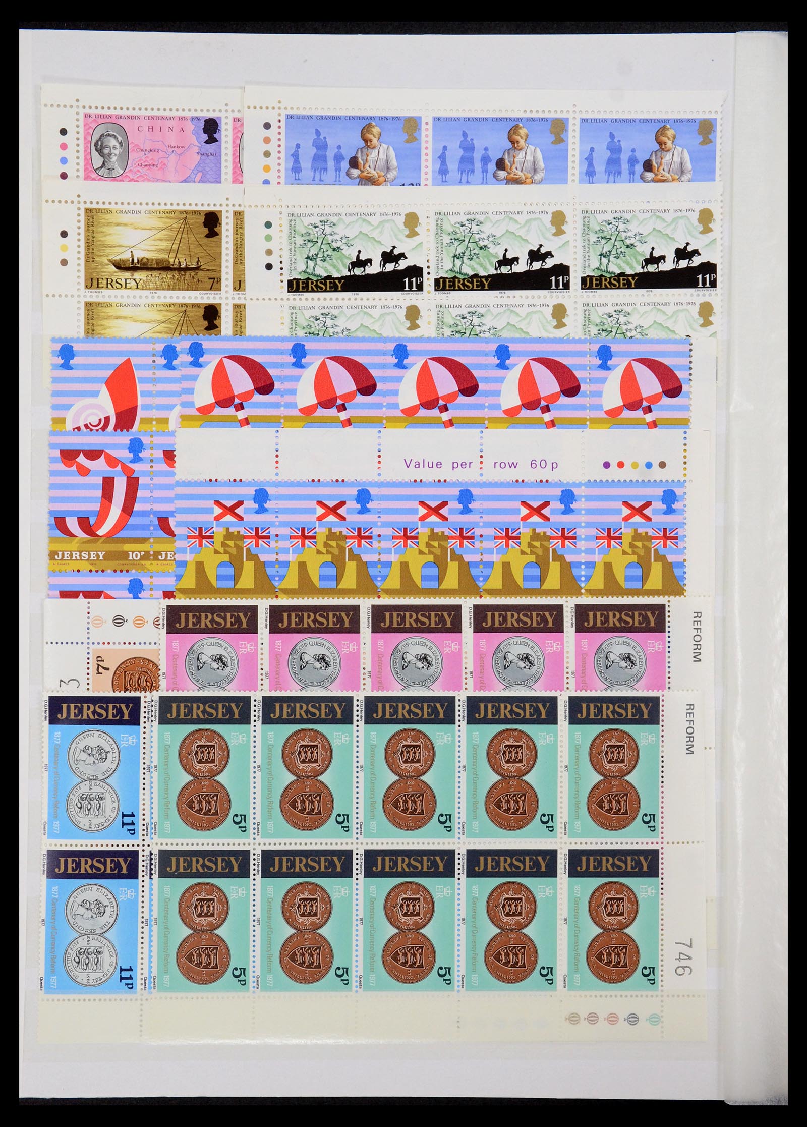 35438 034 - Postzegelverzameling 35438 Kanaaleilanden 1974-2001.