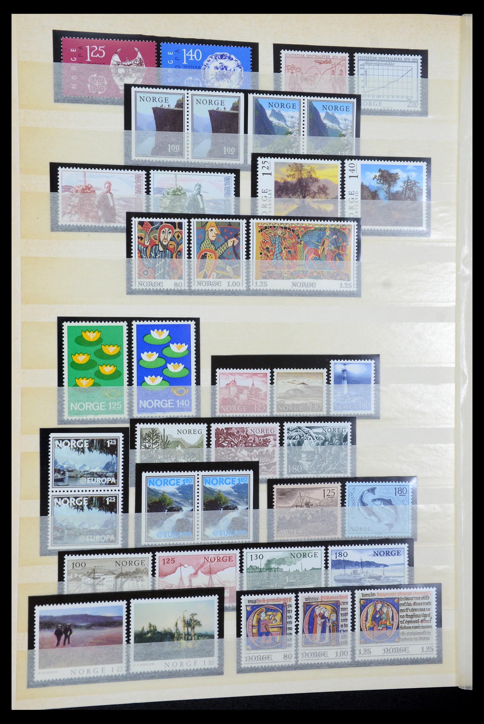 35453 021 - Postzegelverzameling 35453 Noorwegen 1910-1982.