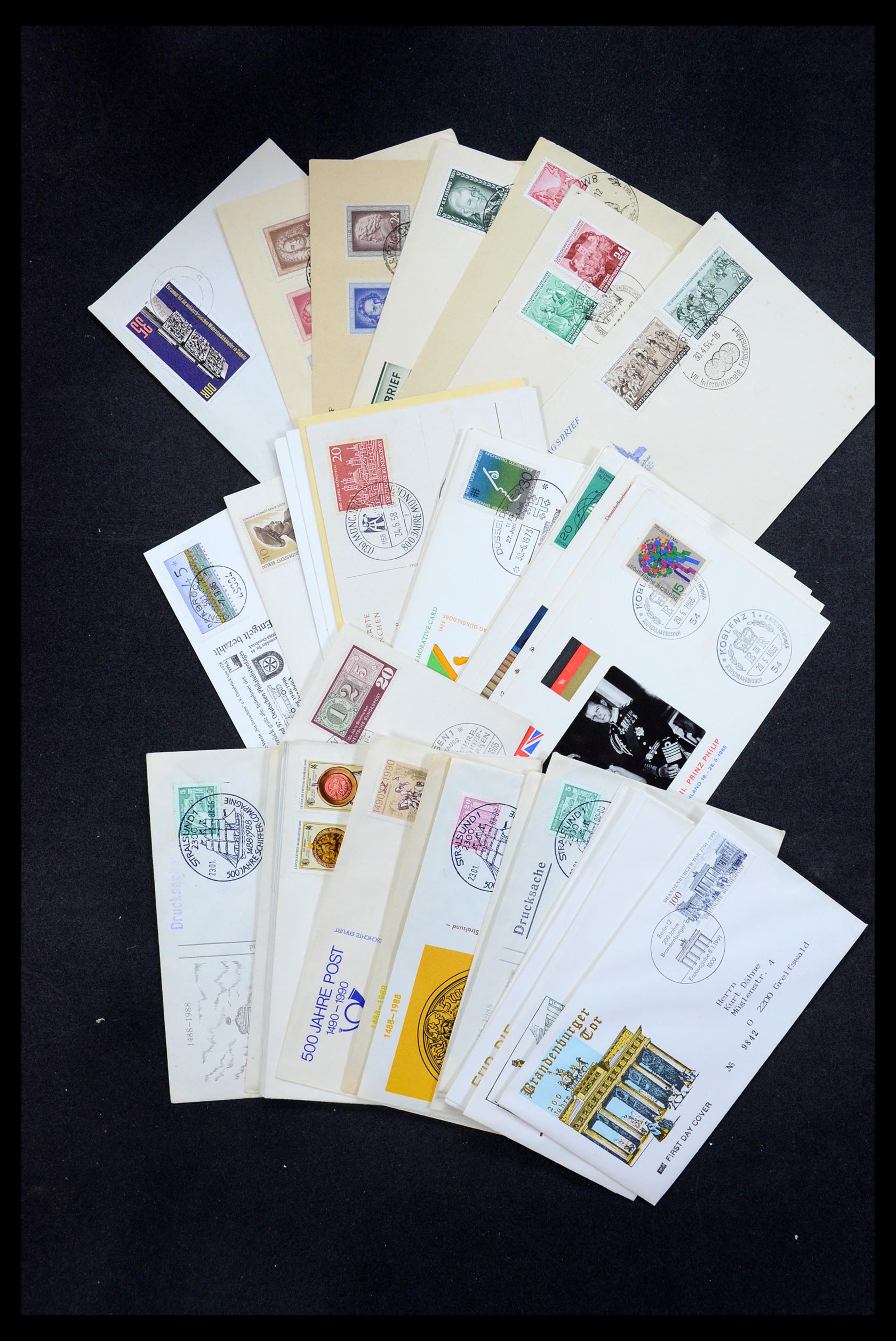 35491 086 - Stamp Collection 35491 Germany covers and FDC's 1947-1990.