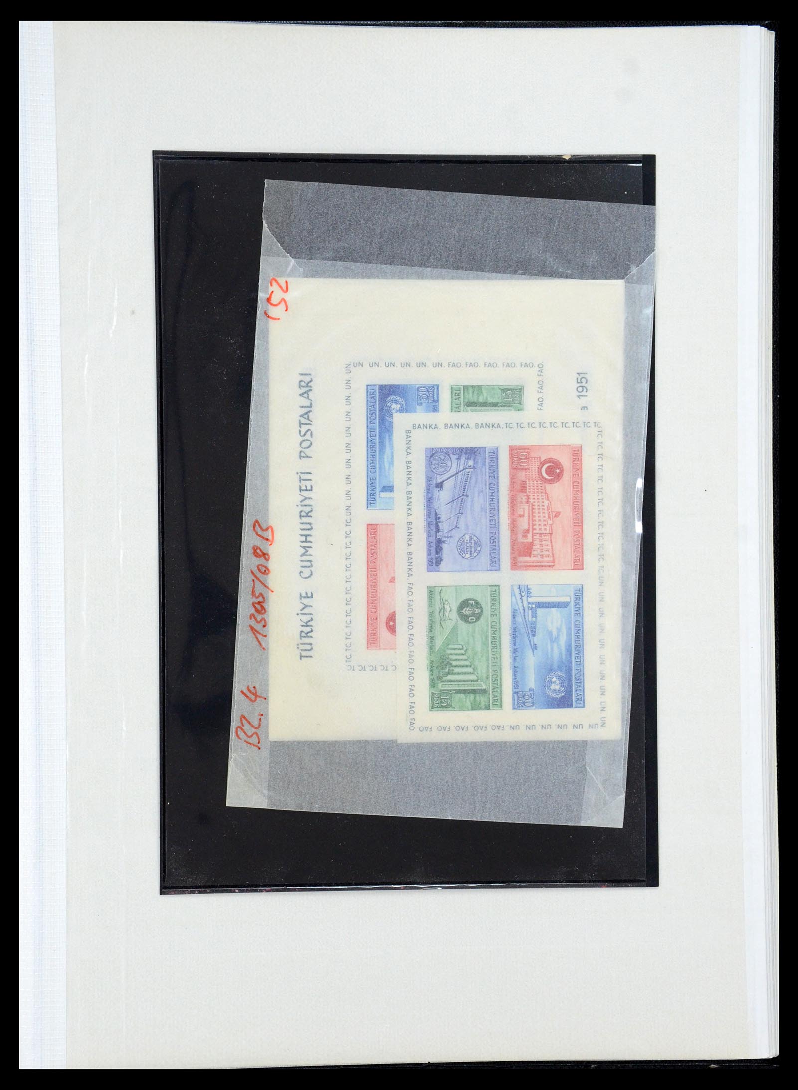 35493 104 - Stamp Collection 35493 Turkey 1863-1988.