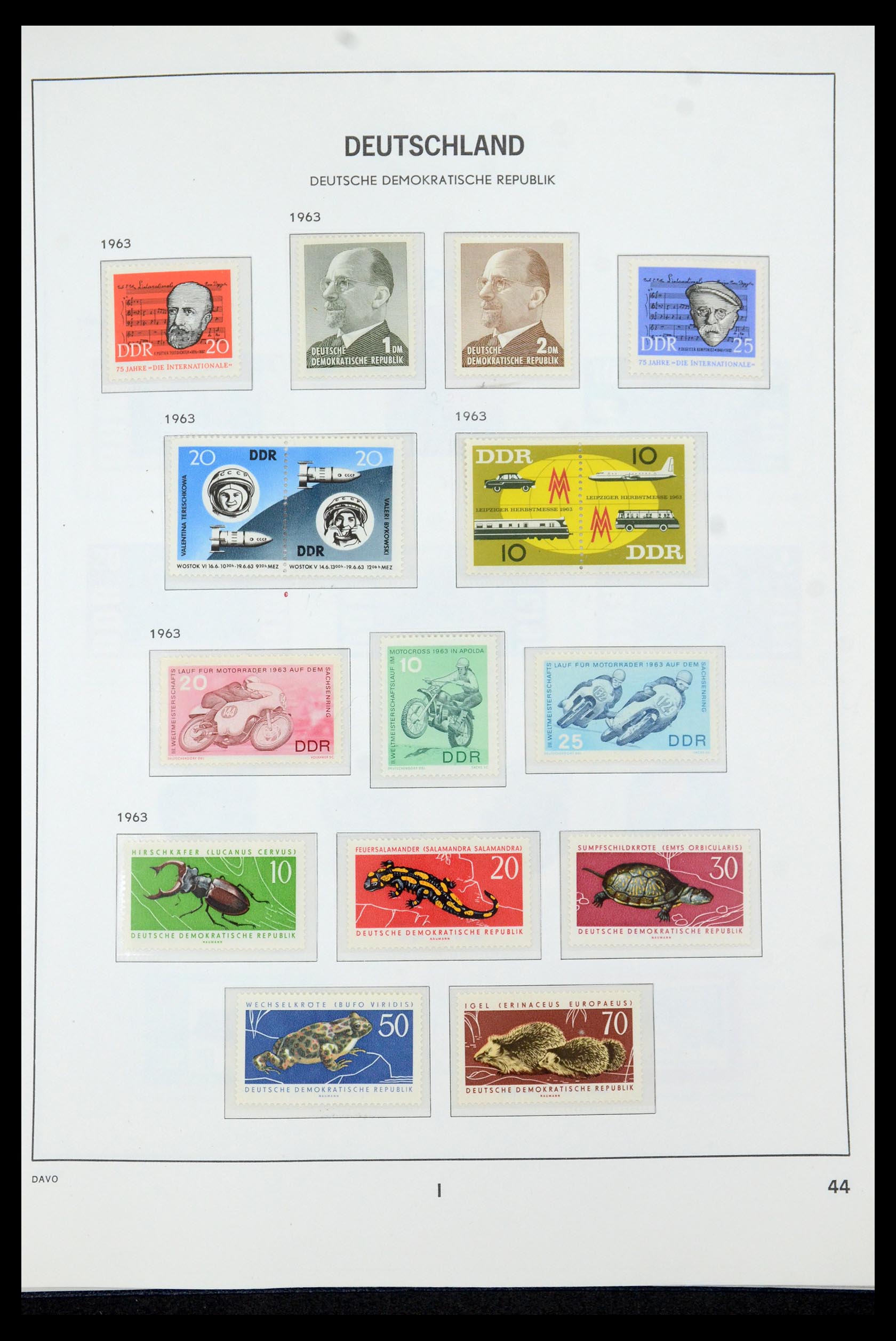 35534 052 - Stamp Collection 35534 GDR 1949-1990.