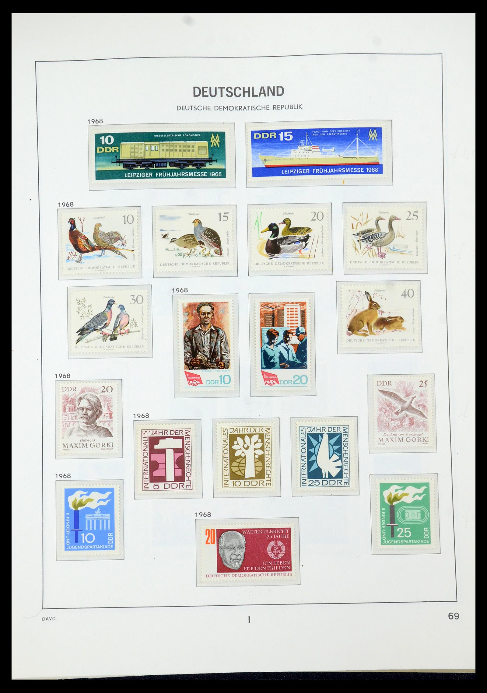 35534 082 - Stamp Collection 35534 GDR 1949-1990.