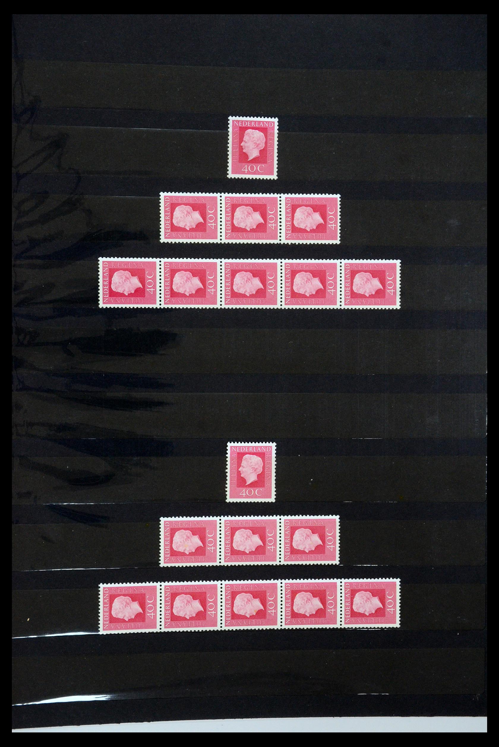 35543 046 - Postzegelverzameling 35543 Nederland rolzegels 1965-1972.