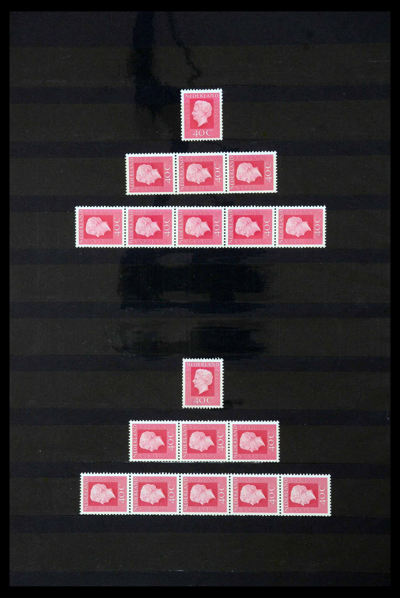 35543 047 - Postzegelverzameling 35543 Nederland rolzegels 1965-1972.