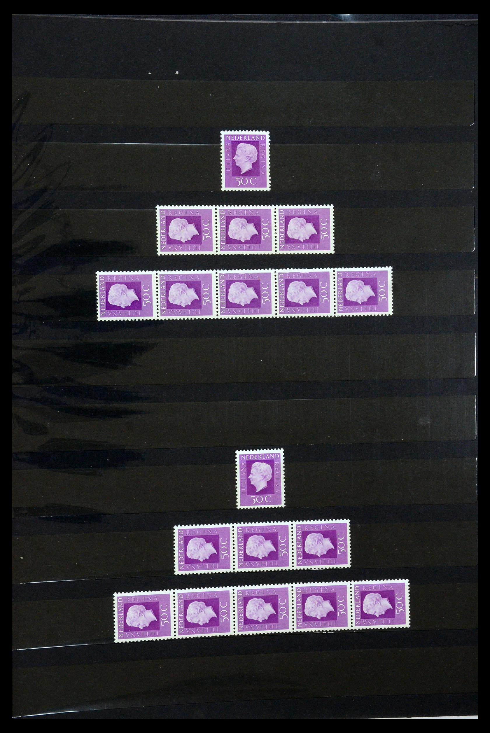 35543 050 - Postzegelverzameling 35543 Nederland rolzegels 1965-1972.