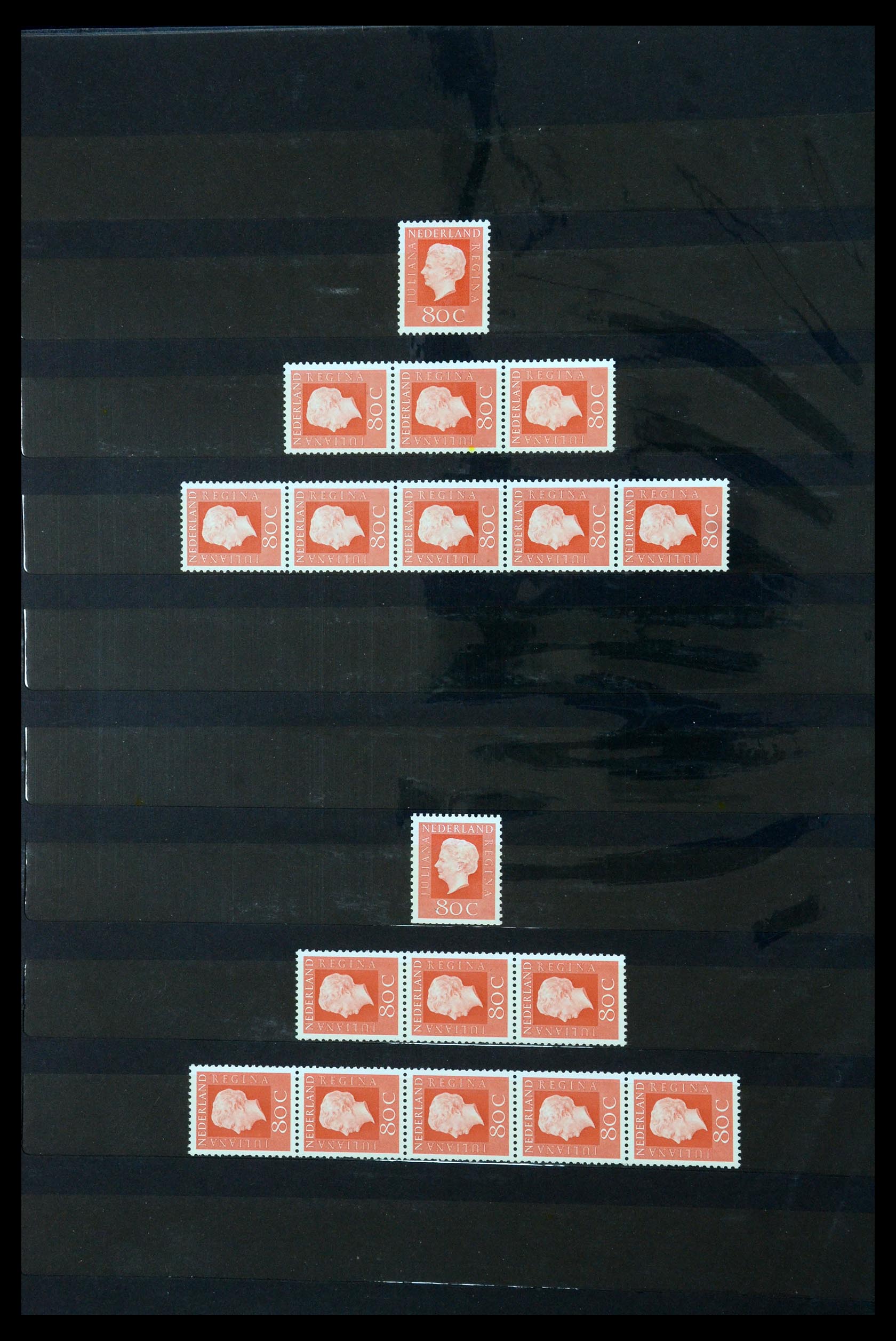 35543 057 - Postzegelverzameling 35543 Nederland rolzegels 1965-1972.