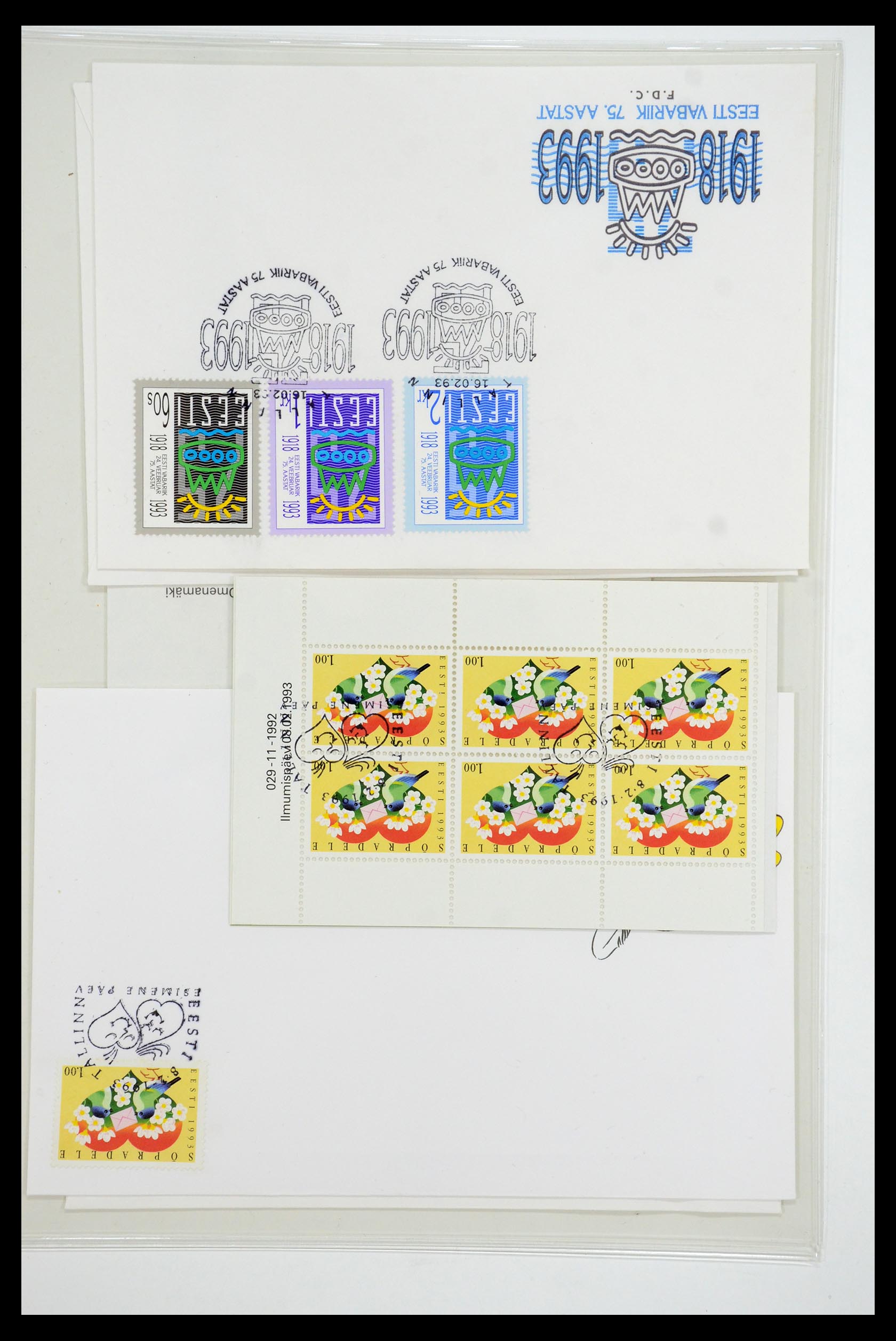 35556 040 - Postzegelverzameling 35556 Baltische Staten 1919-2000.