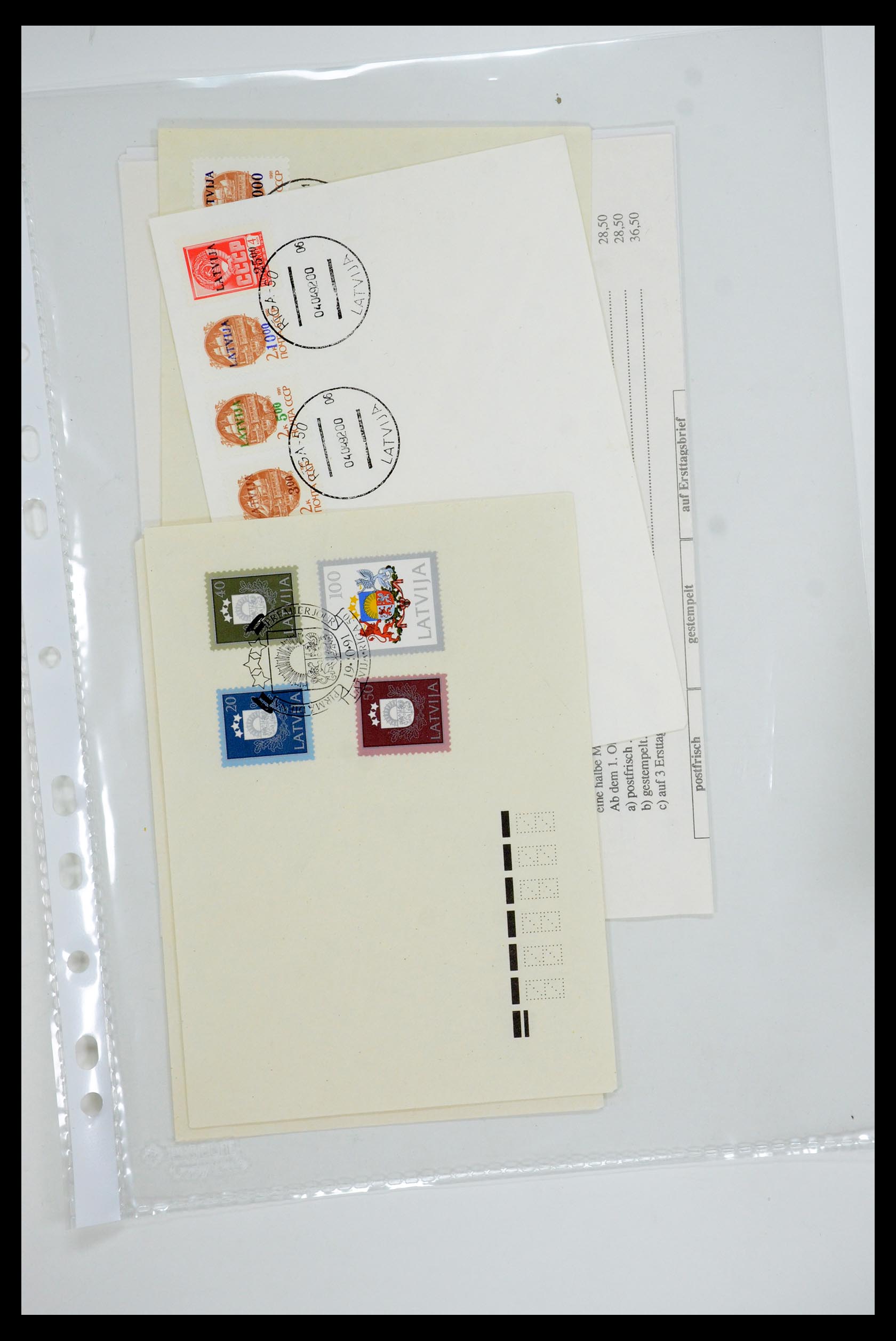 35556 049 - Postzegelverzameling 35556 Baltische Staten 1919-2000.