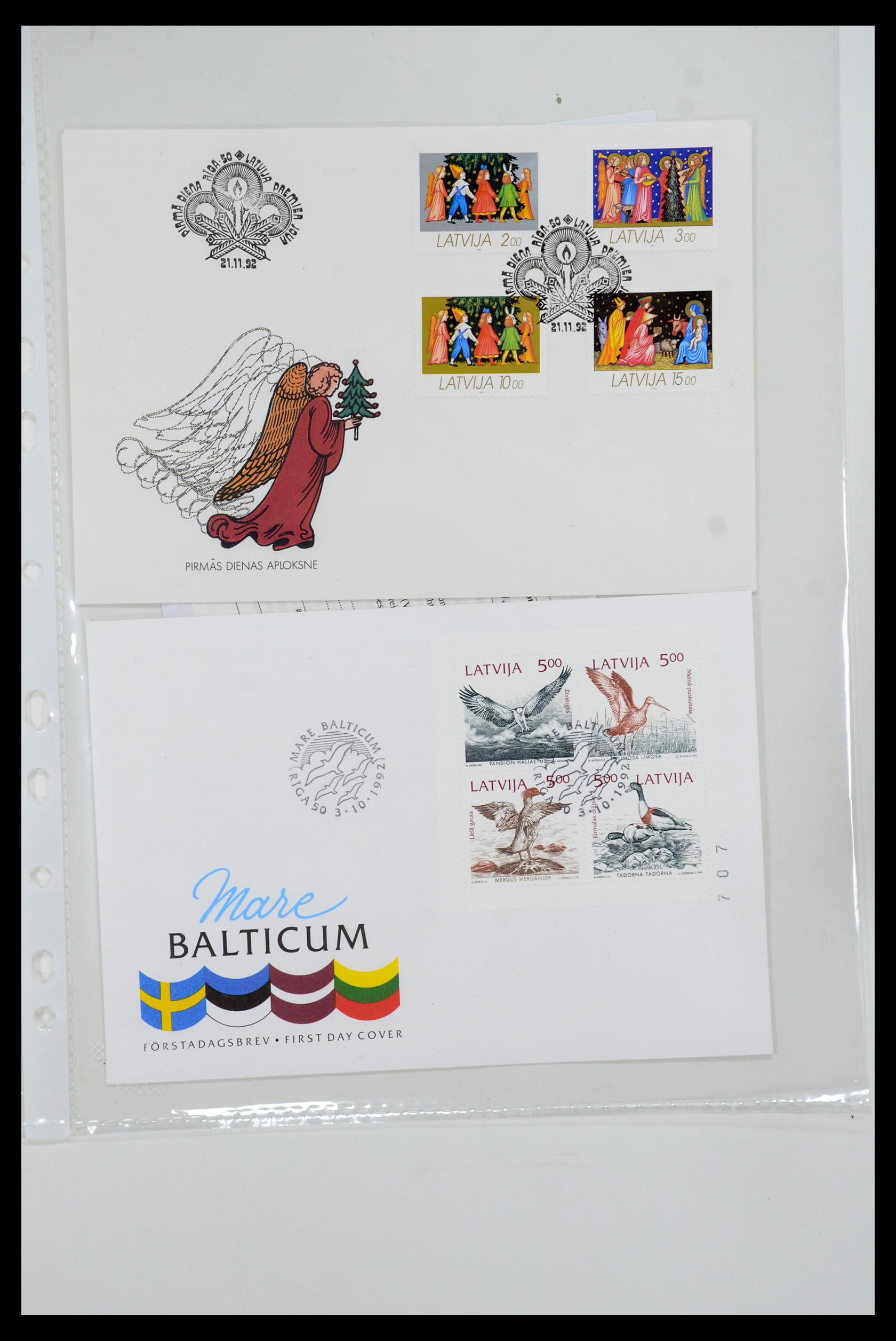 35556 050 - Postzegelverzameling 35556 Baltische Staten 1919-2000.