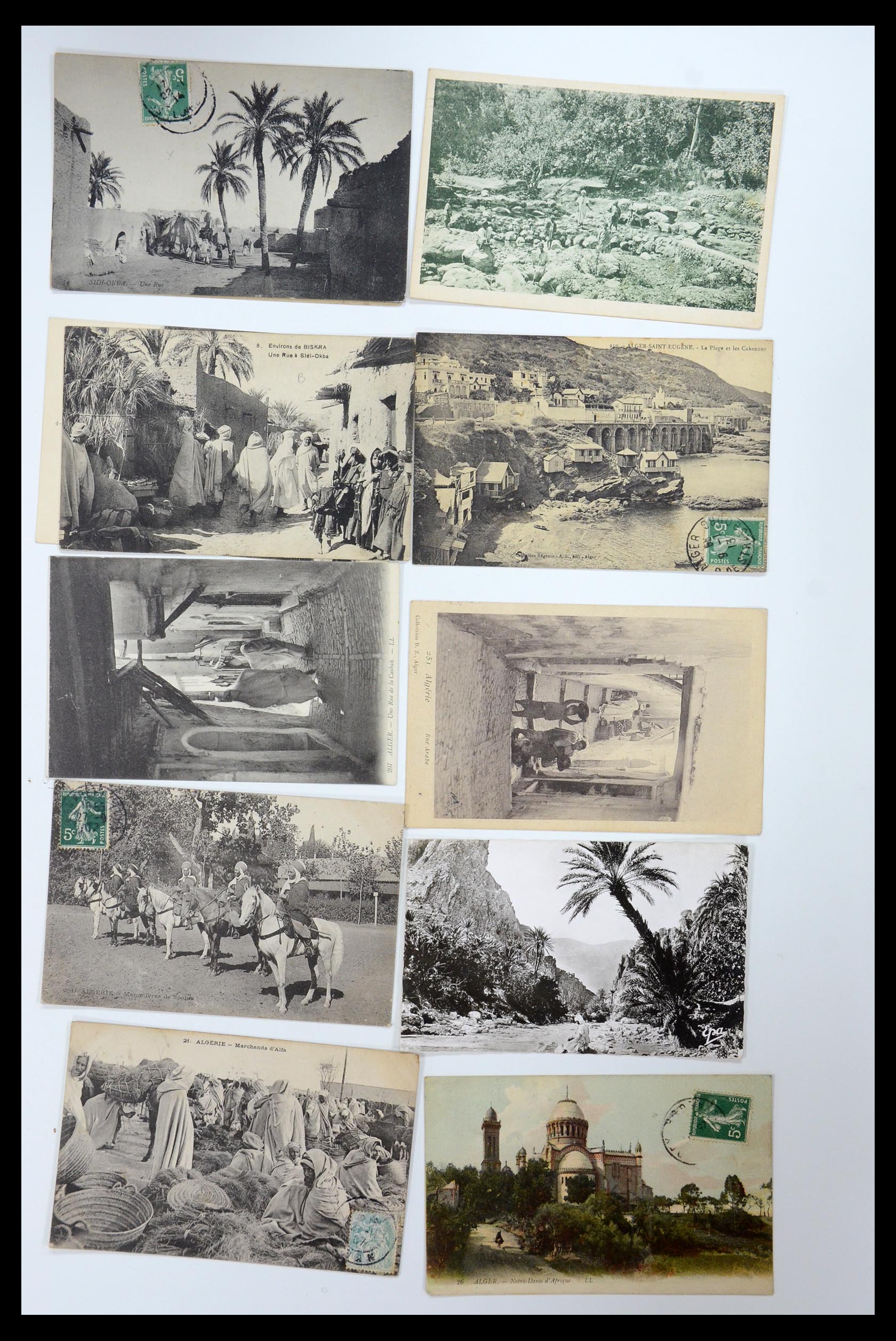 35558 026 - Postzegelverzameling 35558 Algerije ansichtkaarten 1900-1945.