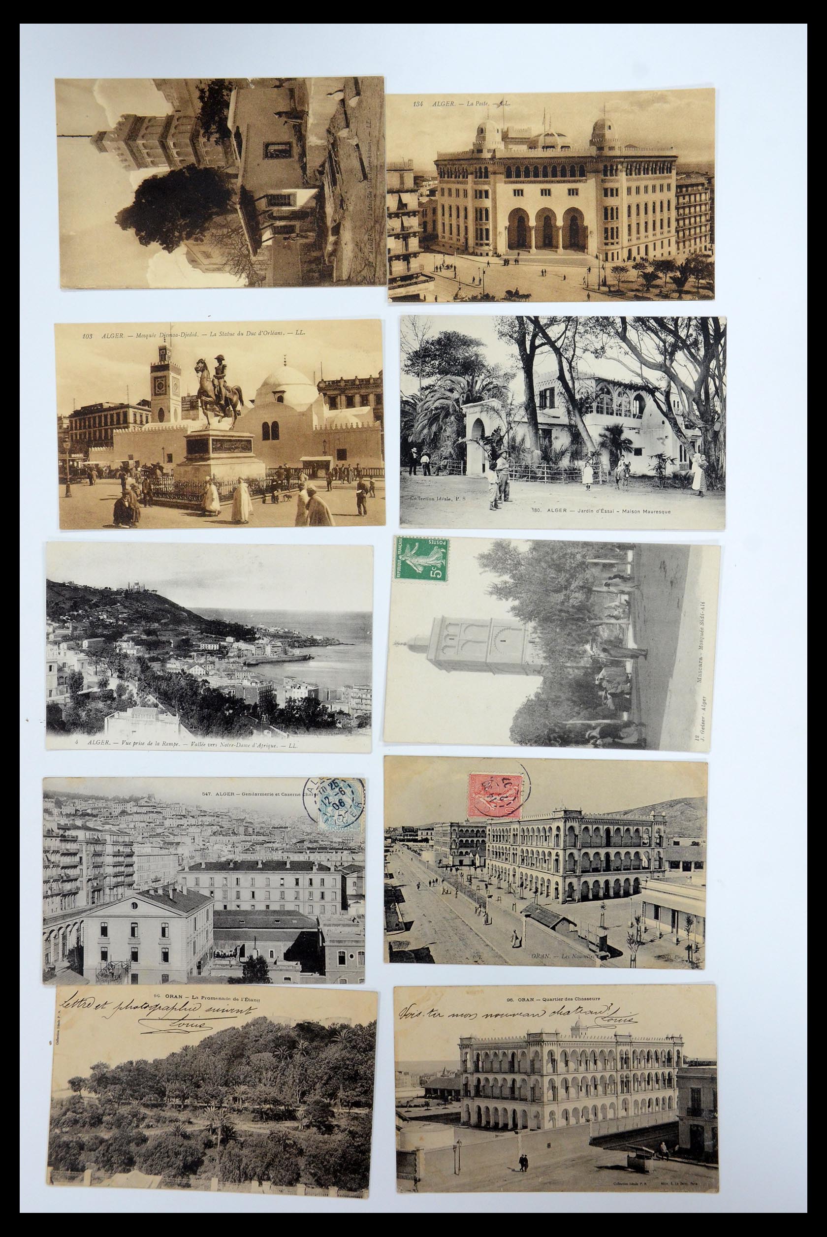 35558 028 - Postzegelverzameling 35558 Algerije ansichtkaarten 1900-1945.