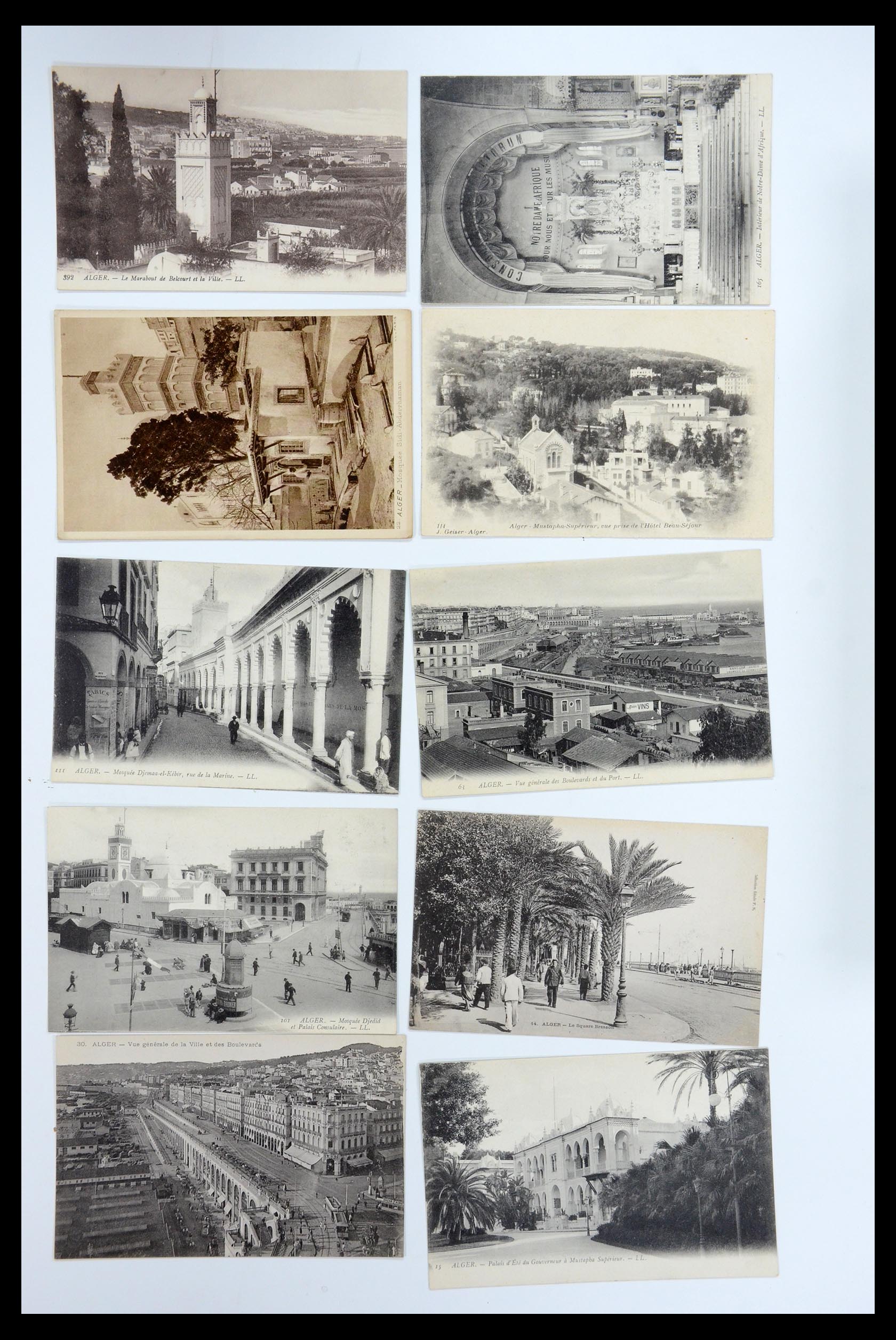 35558 042 - Postzegelverzameling 35558 Algerije ansichtkaarten 1900-1945.