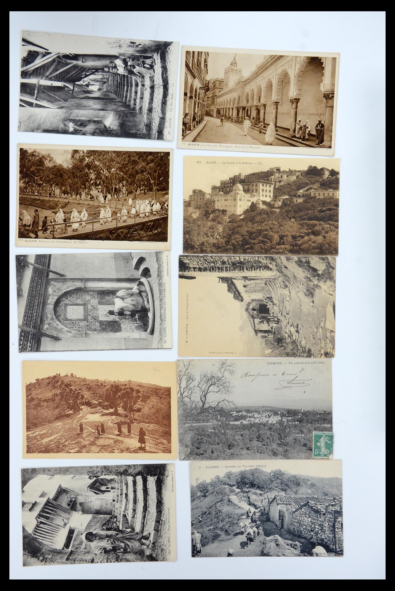 35558 044 - Postzegelverzameling 35558 Algerije ansichtkaarten 1900-1945.
