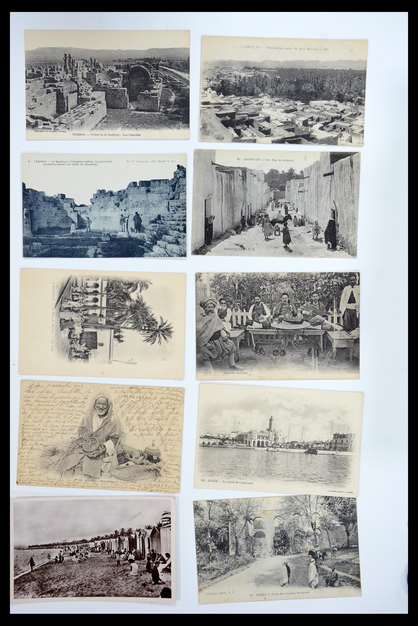 35558 072 - Postzegelverzameling 35558 Algerije ansichtkaarten 1900-1945.