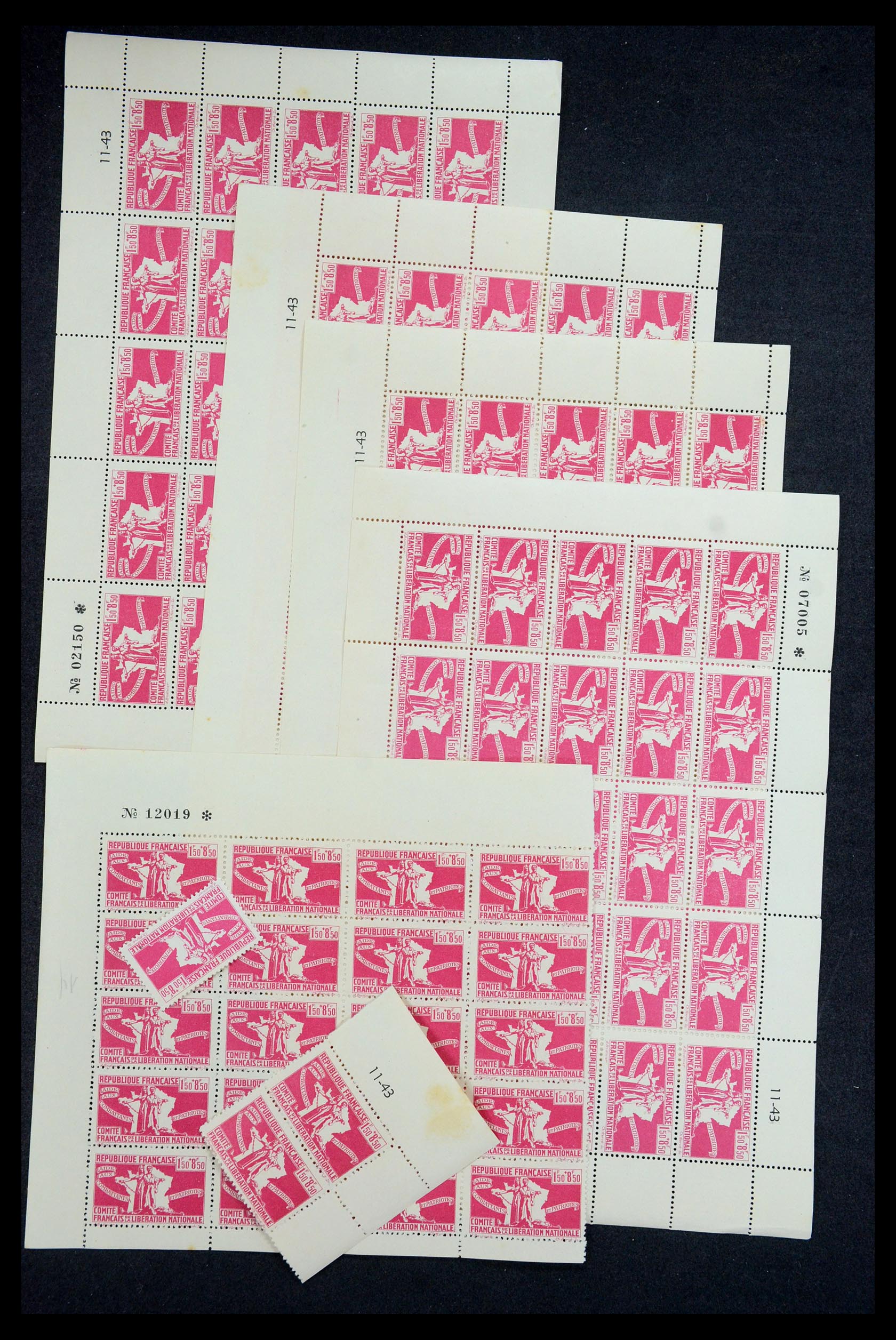 35559 006 - Postzegelverzameling 35559 Algerije 1943-1944.