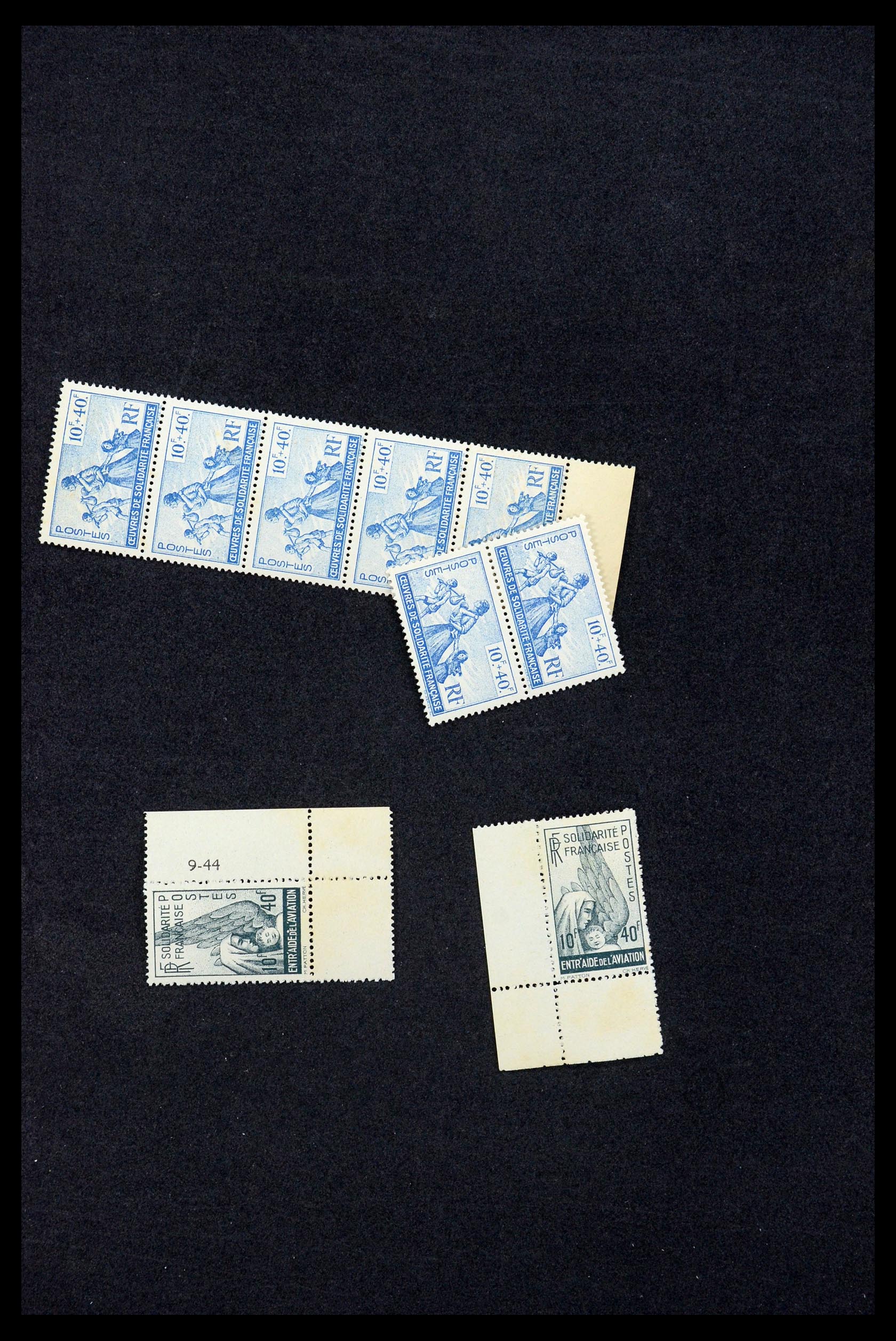 35559 010 - Postzegelverzameling 35559 Algerije 1943-1944.