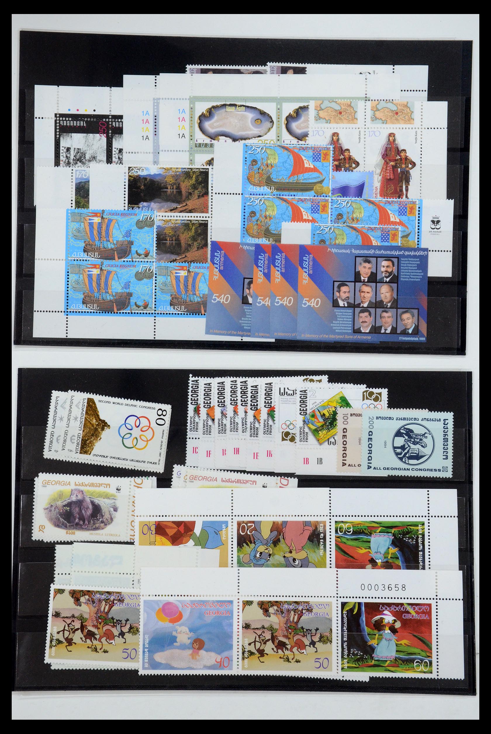 35561 013 - Postzegelverzameling 35561 Georgië en Armenië 1919-2000.