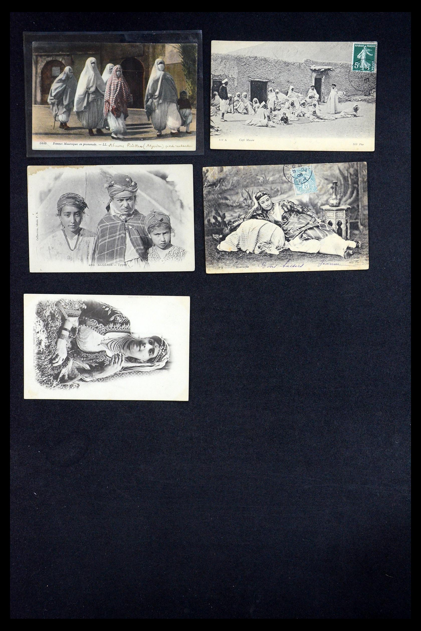 35563 021 - Postzegelverzameling 35563 Algerije ansichtkaarten 1900-1945.