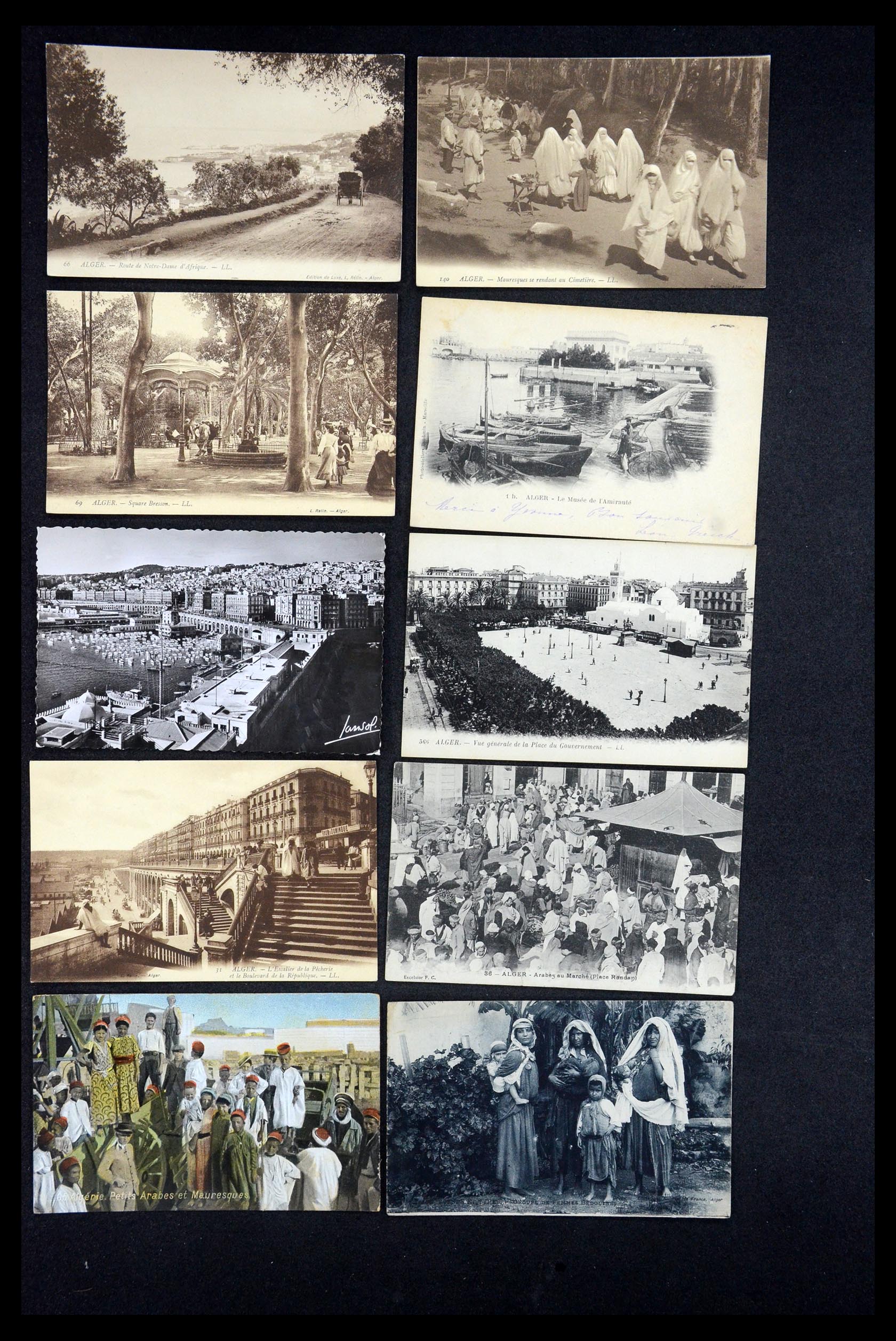 35563 045 - Postzegelverzameling 35563 Algerije ansichtkaarten 1900-1945.