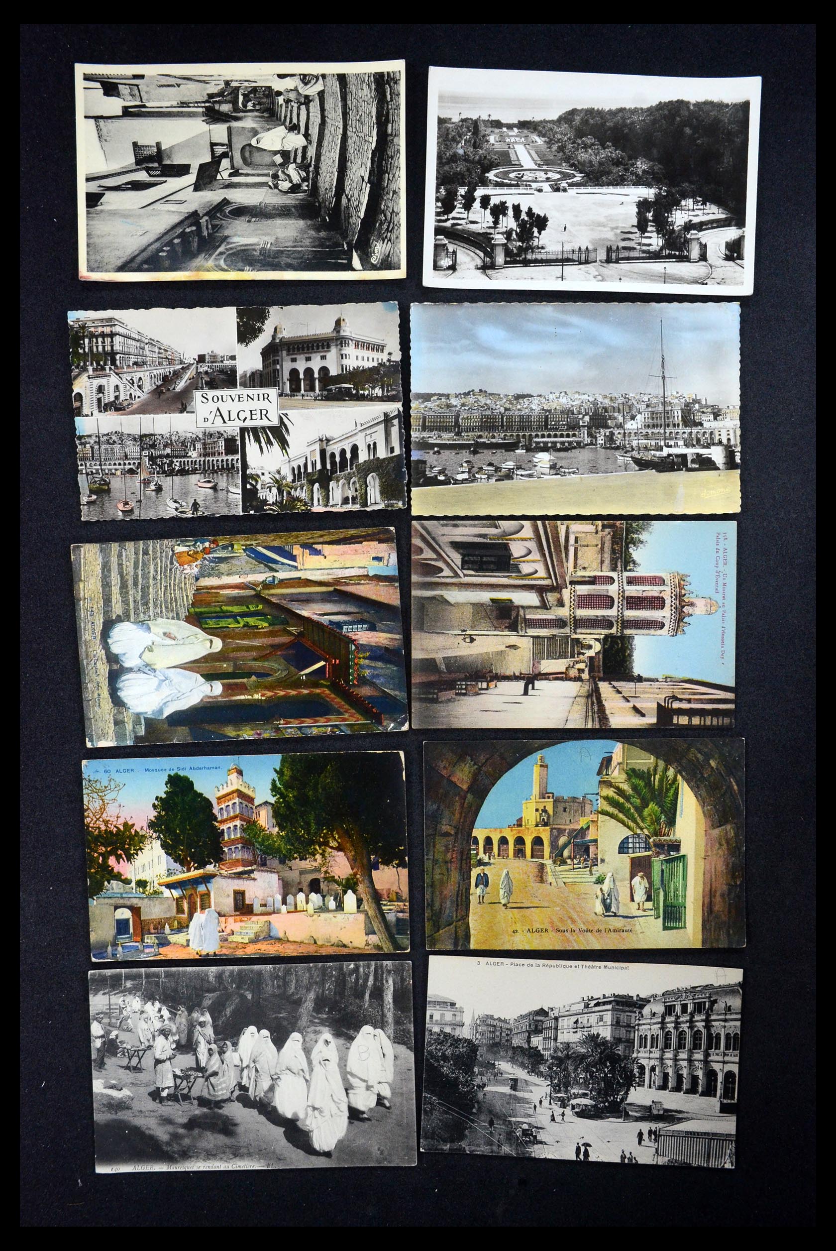 35563 048 - Postzegelverzameling 35563 Algerije ansichtkaarten 1900-1945.