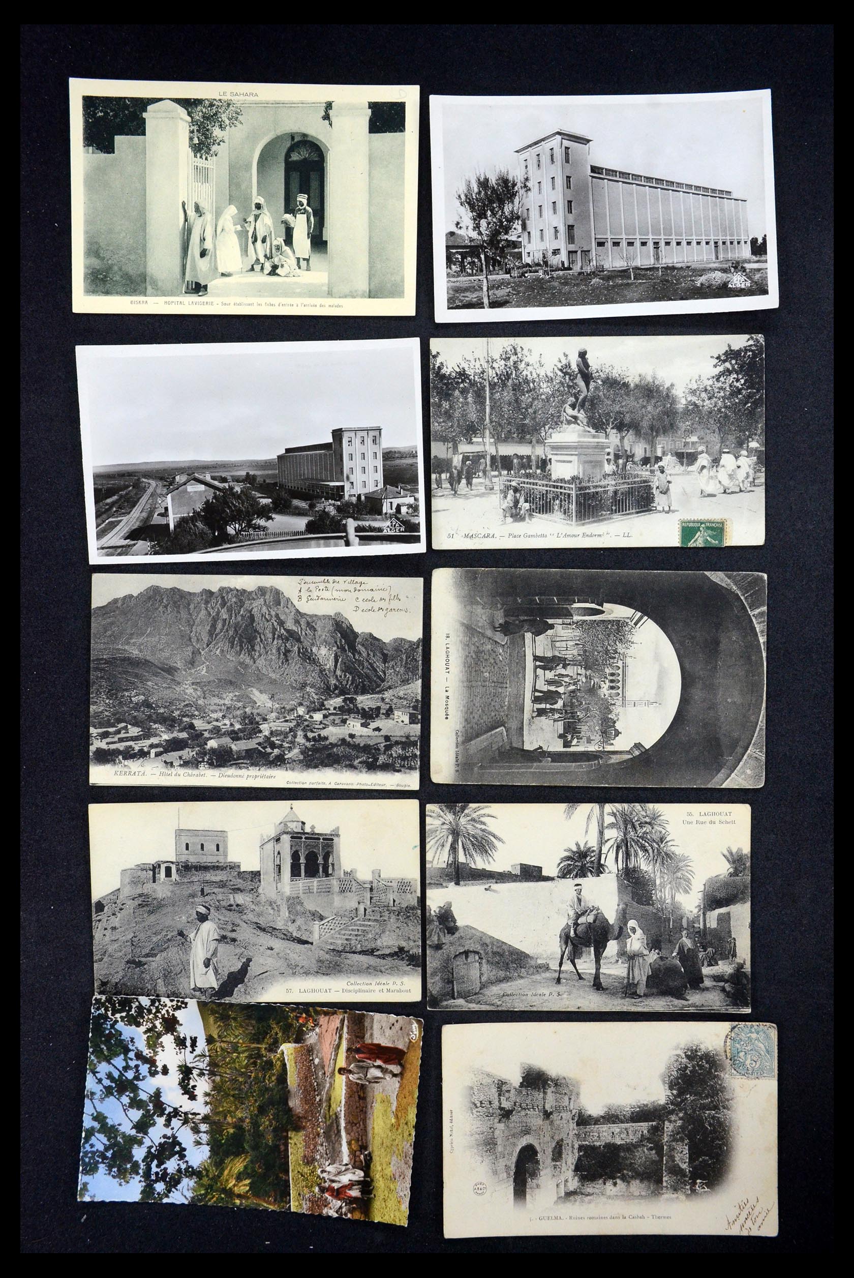 35563 054 - Postzegelverzameling 35563 Algerije ansichtkaarten 1900-1945.