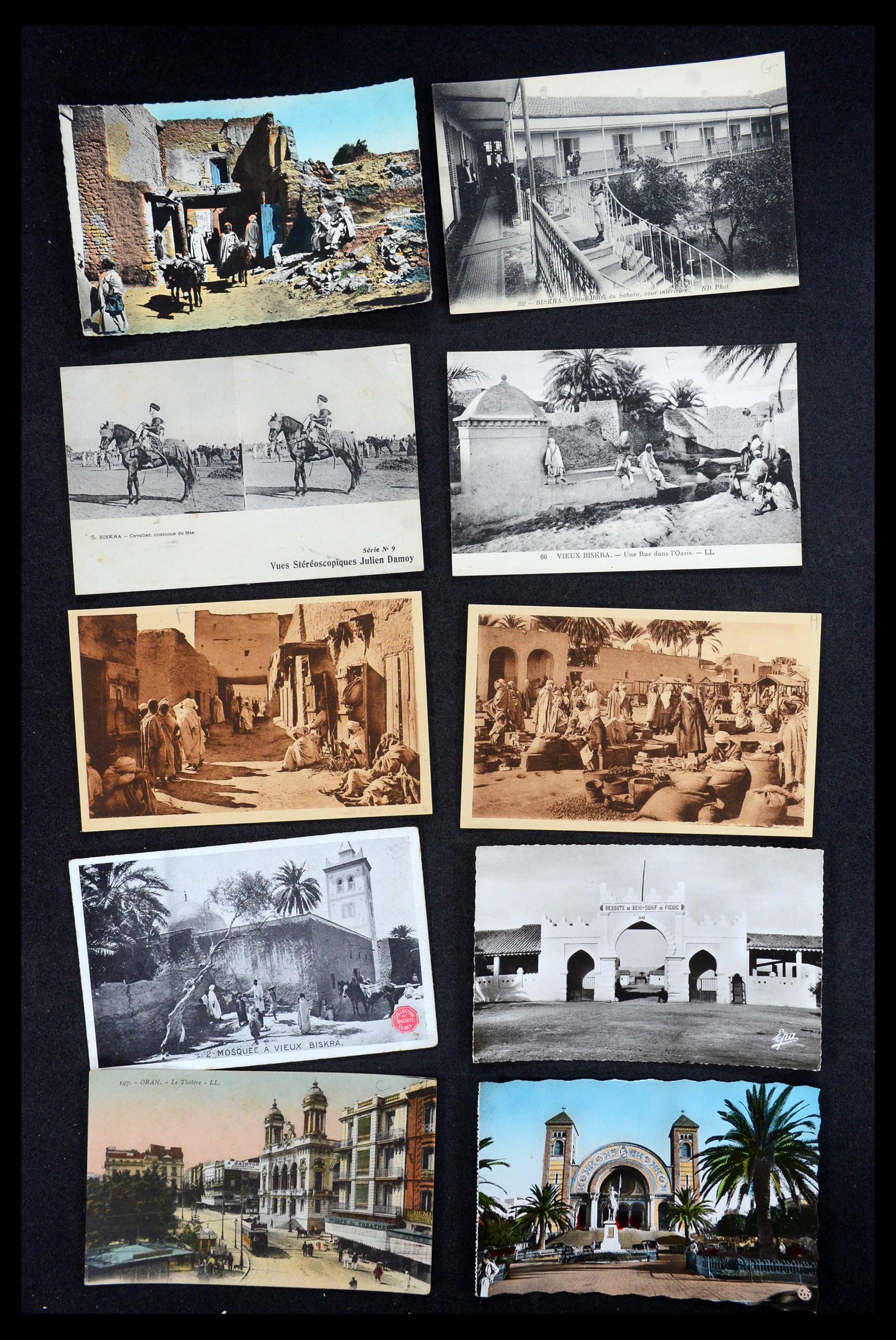 35563 079 - Postzegelverzameling 35563 Algerije ansichtkaarten 1900-1945.