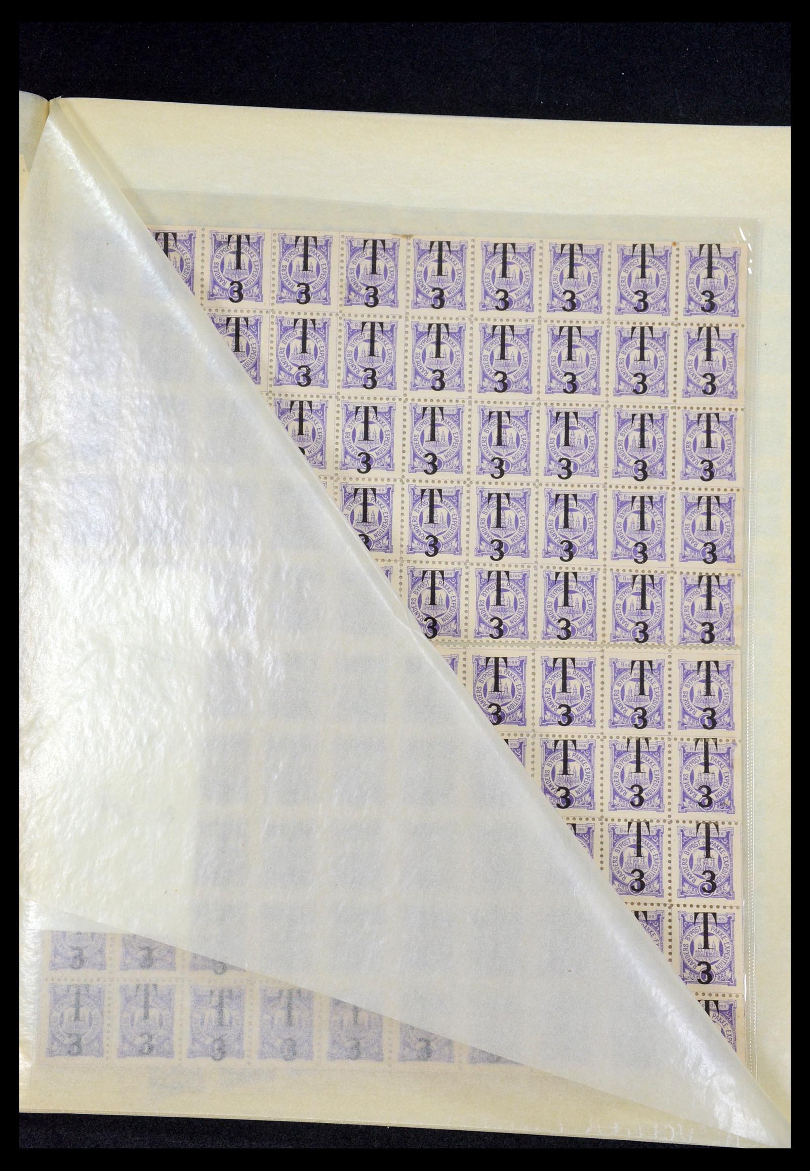 35568 035 - Postzegelverzameling 35568 Denemarken lokaalzegels.