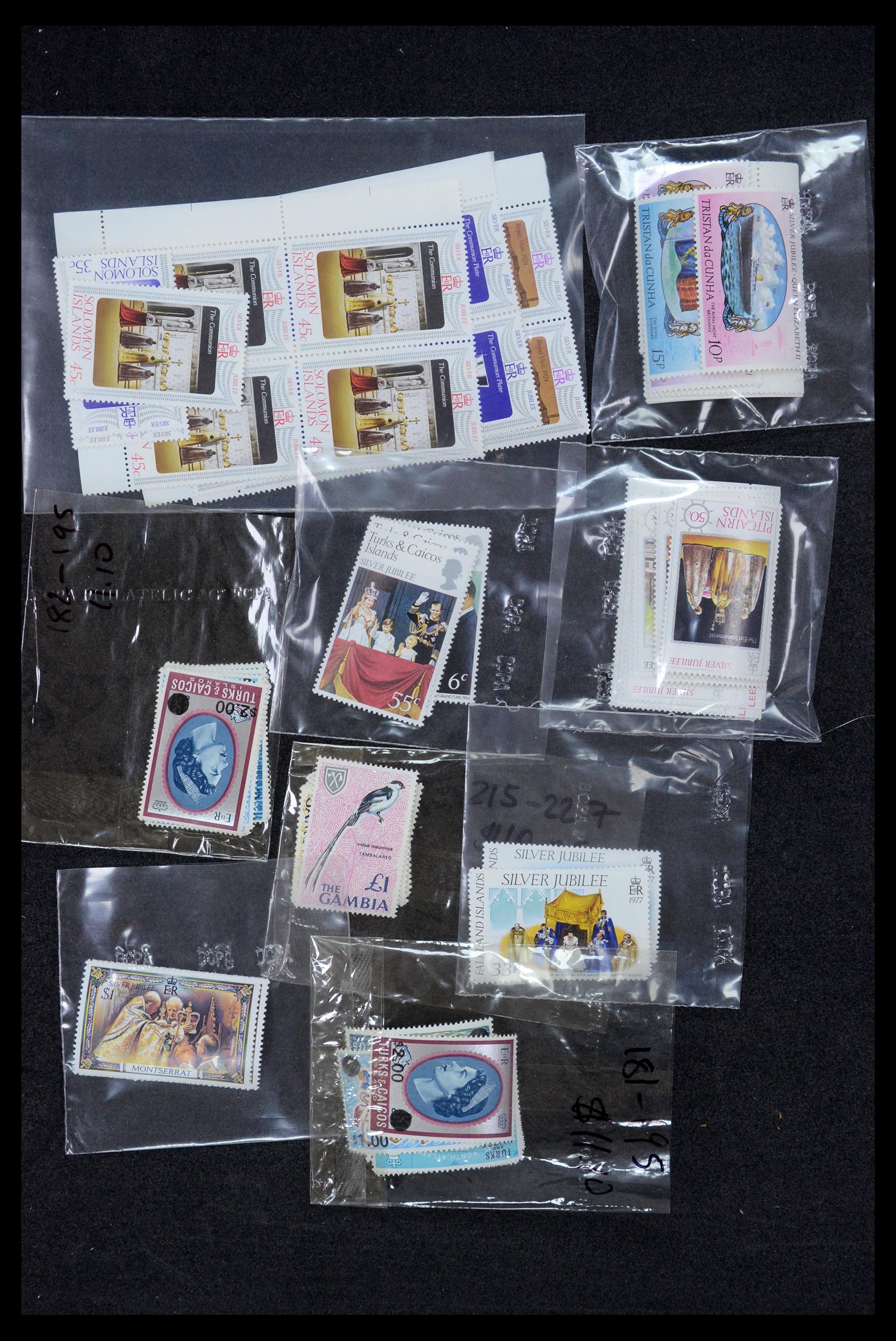 35572 002 - Postzegelverzameling 35572 Engelse koloniën 1960-1980.
