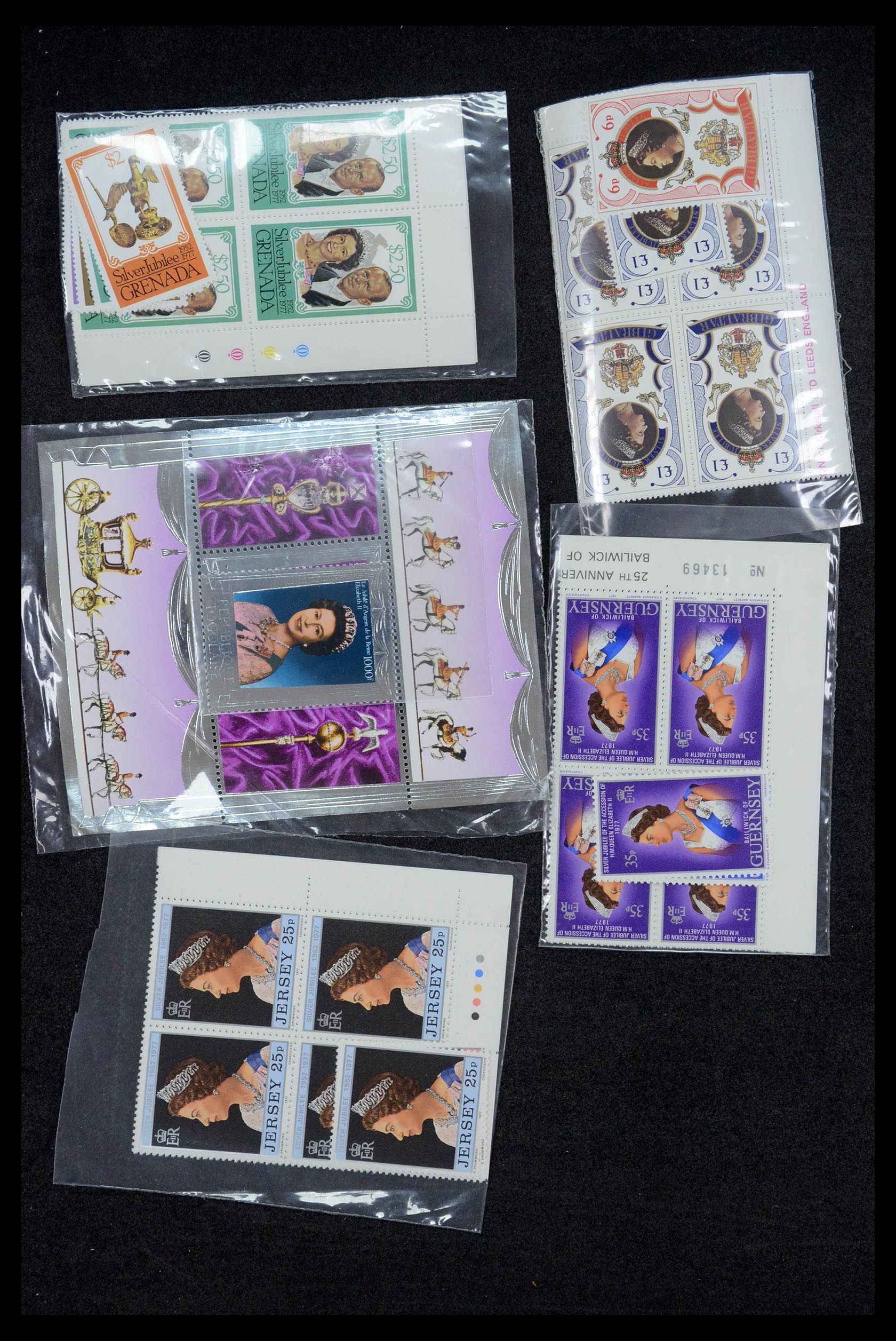 35572 005 - Postzegelverzameling 35572 Engelse koloniën 1960-1980.