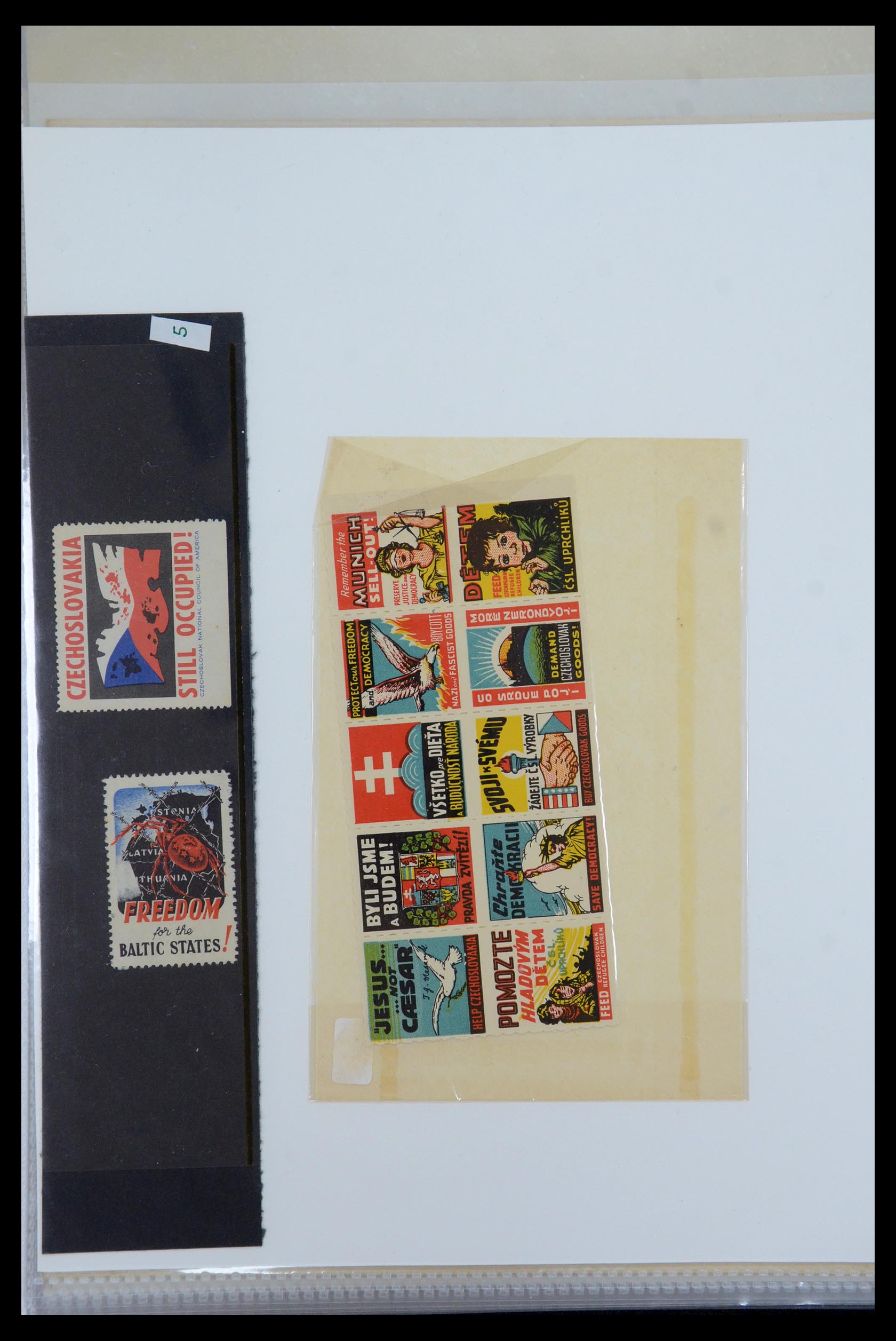 35574 108 - Postzegelverzameling 35574 Tsjechoslowaakse troepen in Frankrijk en E