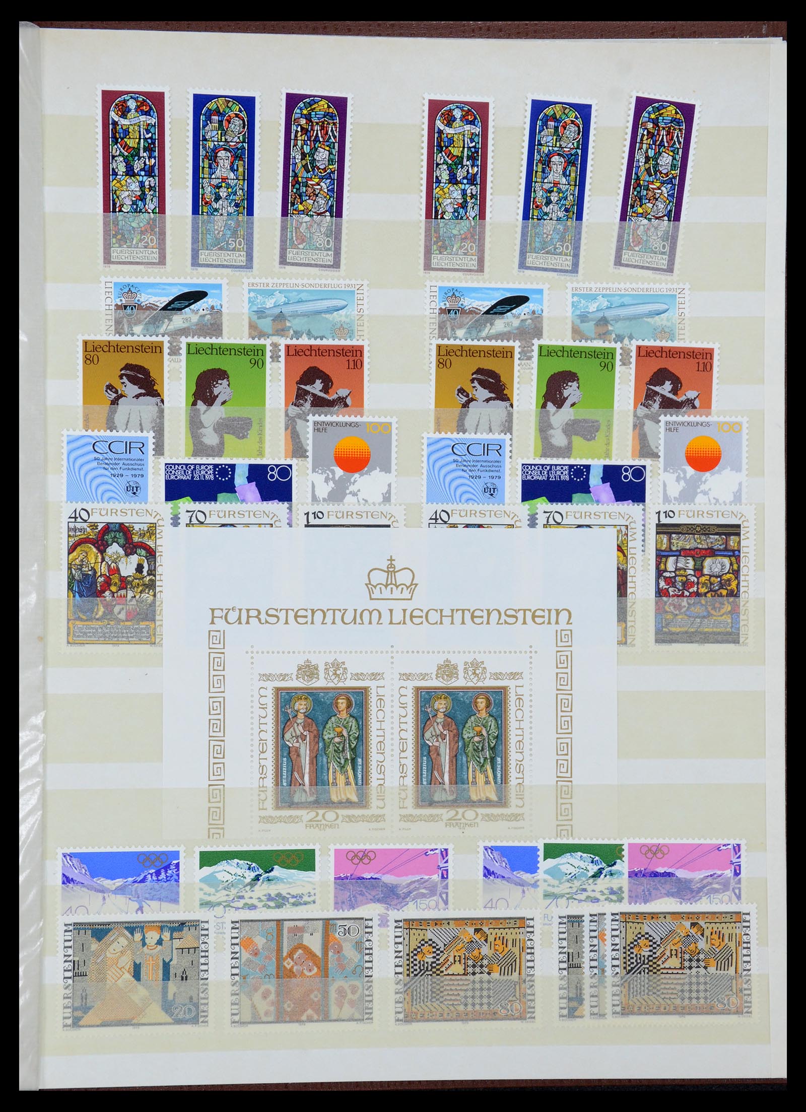 35586 221 - Stamp Collection 35586 Liechtenstein 1912-2021!