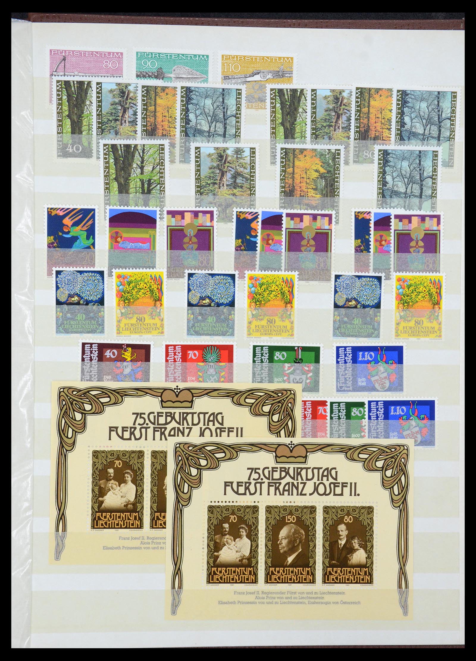 35586 224 - Stamp Collection 35586 Liechtenstein 1912-2021!