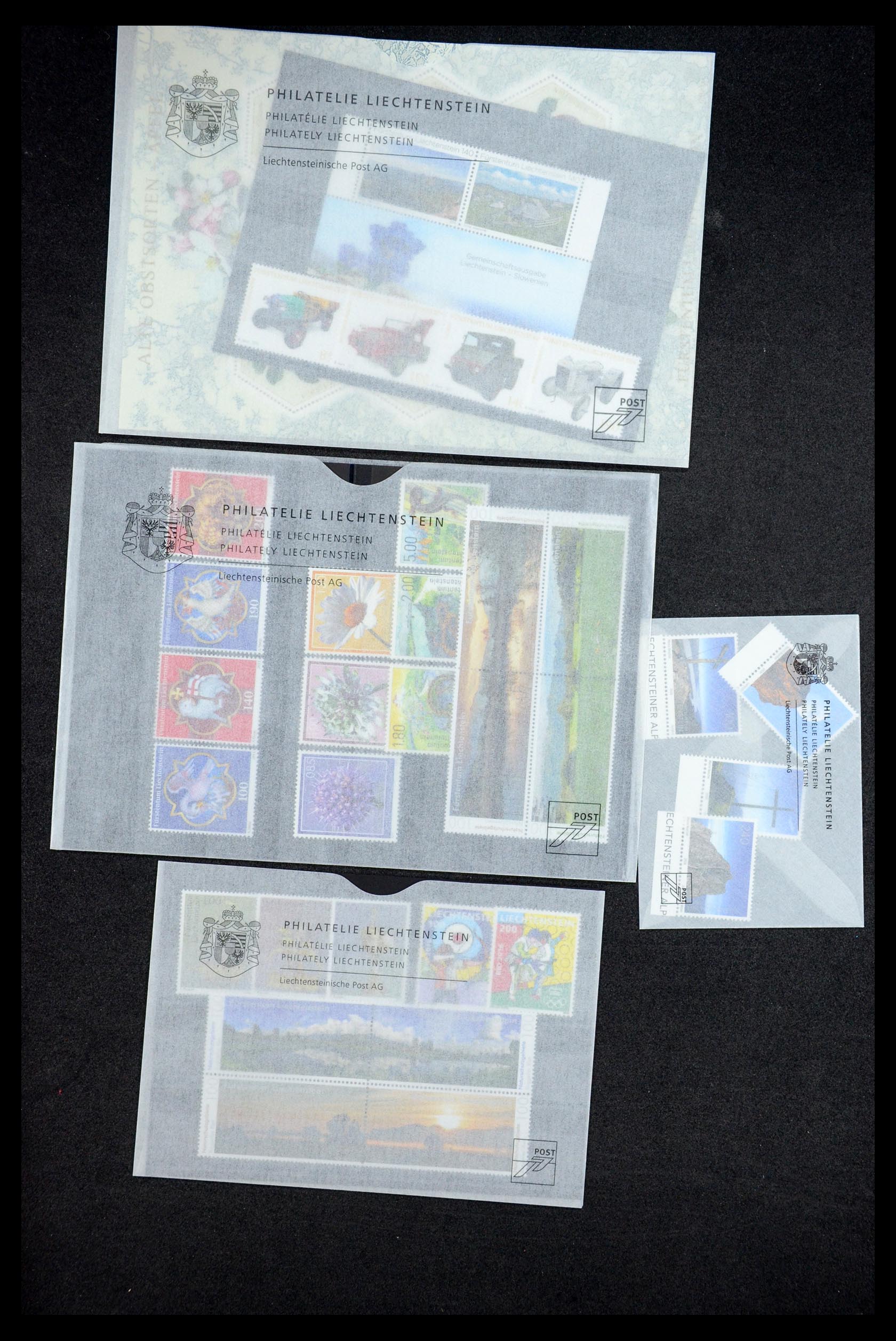 35586 243 - Stamp Collection 35586 Liechtenstein 1912-2021!