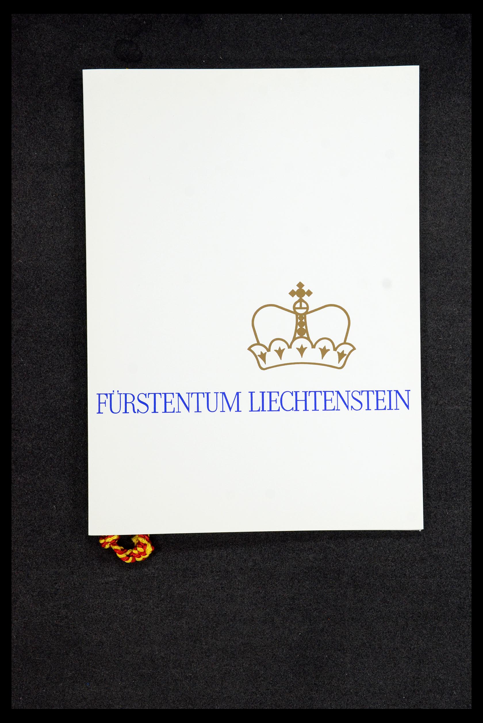 35586 253 - Stamp Collection 35586 Liechtenstein 1912-2021!