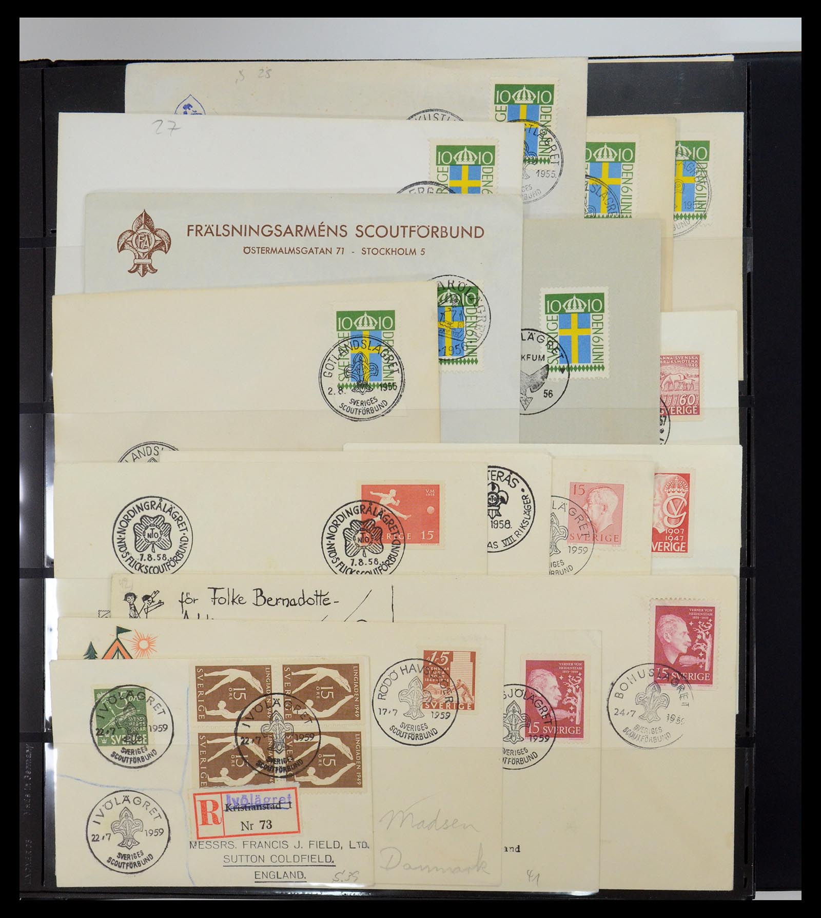 35591 006 - Postzegelverzameling 35591 Scouting 1920-2010.