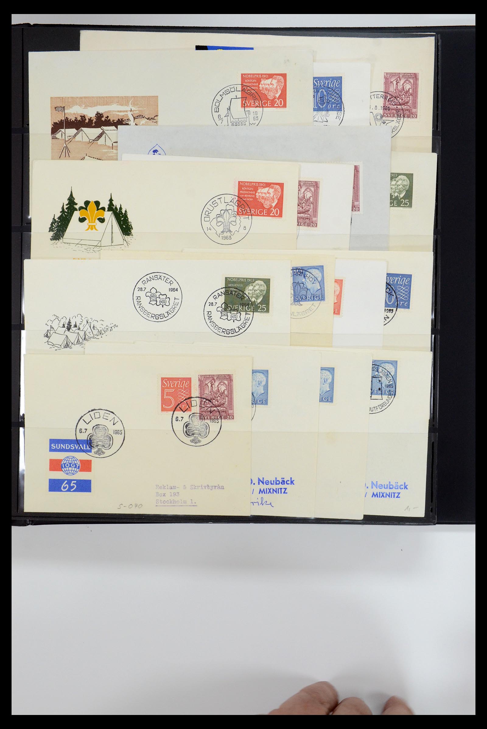 35591 008 - Postzegelverzameling 35591 Scouting 1920-2010.