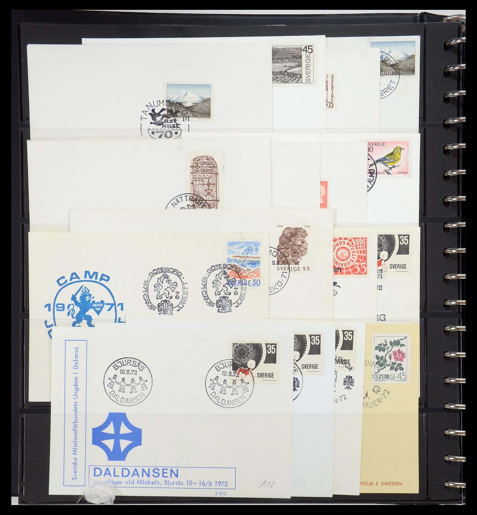 35591 011 - Postzegelverzameling 35591 Scouting 1920-2010.