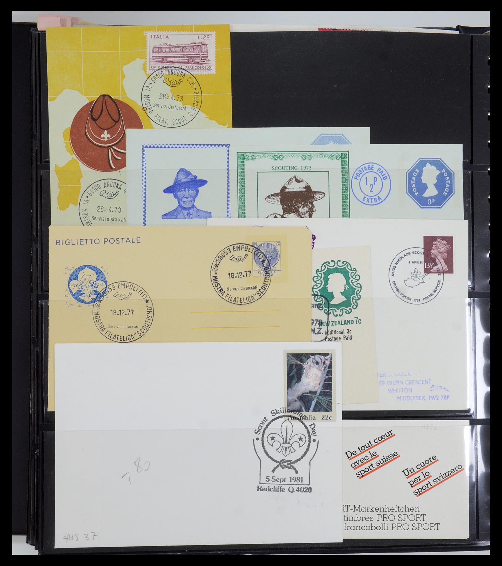 35591 060 - Postzegelverzameling 35591 Scouting 1920-2010.