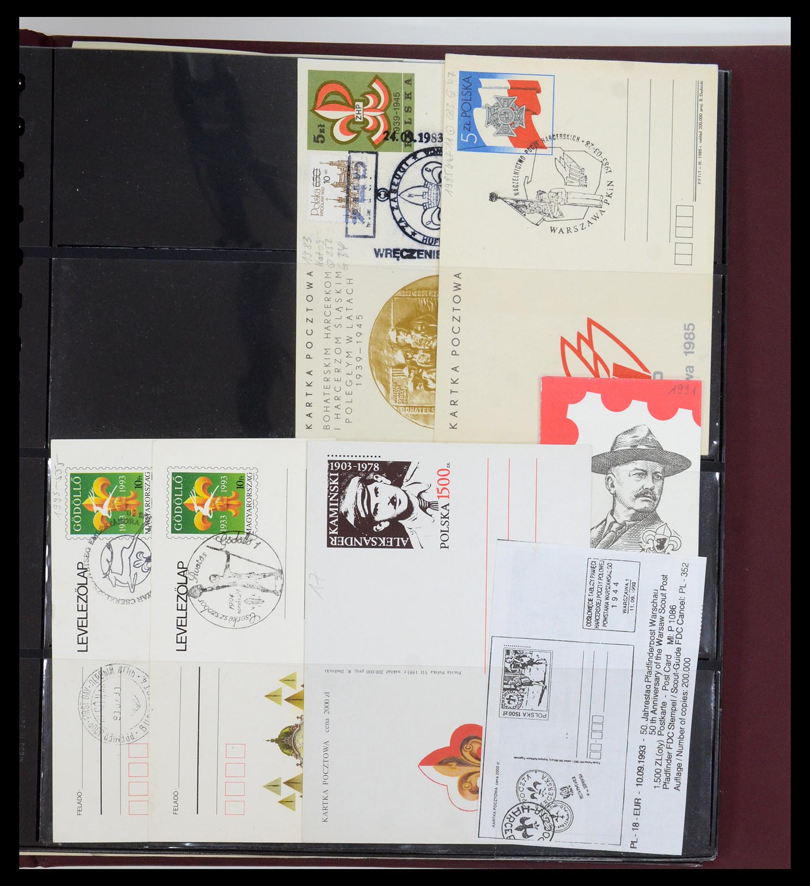 35591 080 - Postzegelverzameling 35591 Scouting 1920-2010.