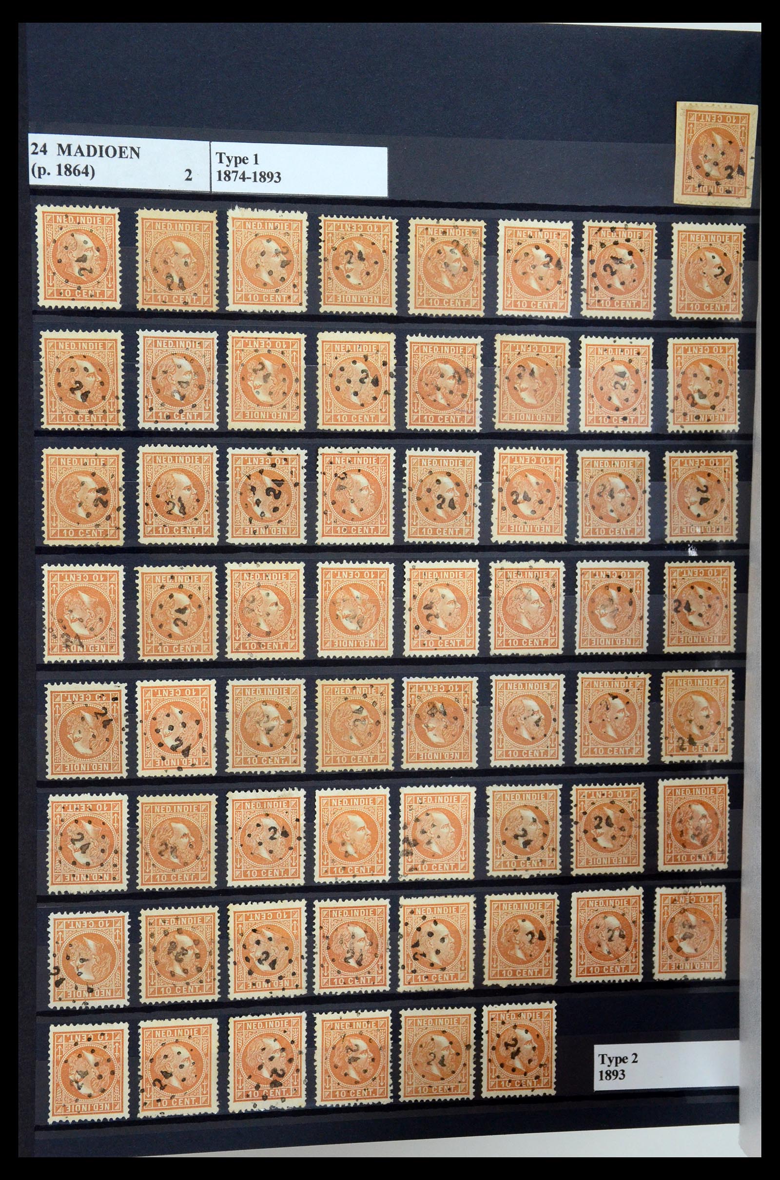 35602 038 - Postzegelverzameling 35602 Nederlands Indië puntstempels.