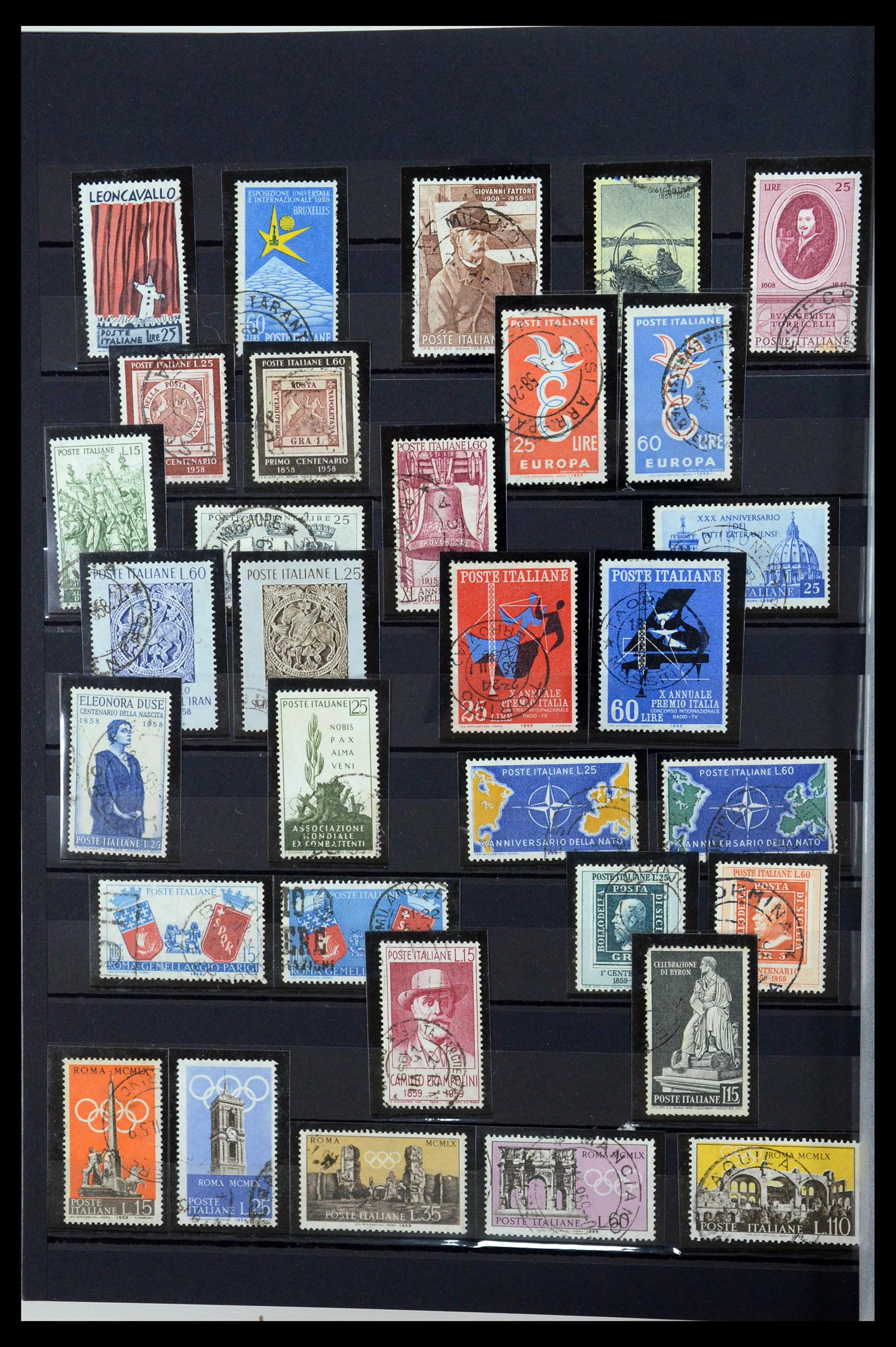 35603 024 - Postzegelverzameling 35603 Italië 1862-1991.