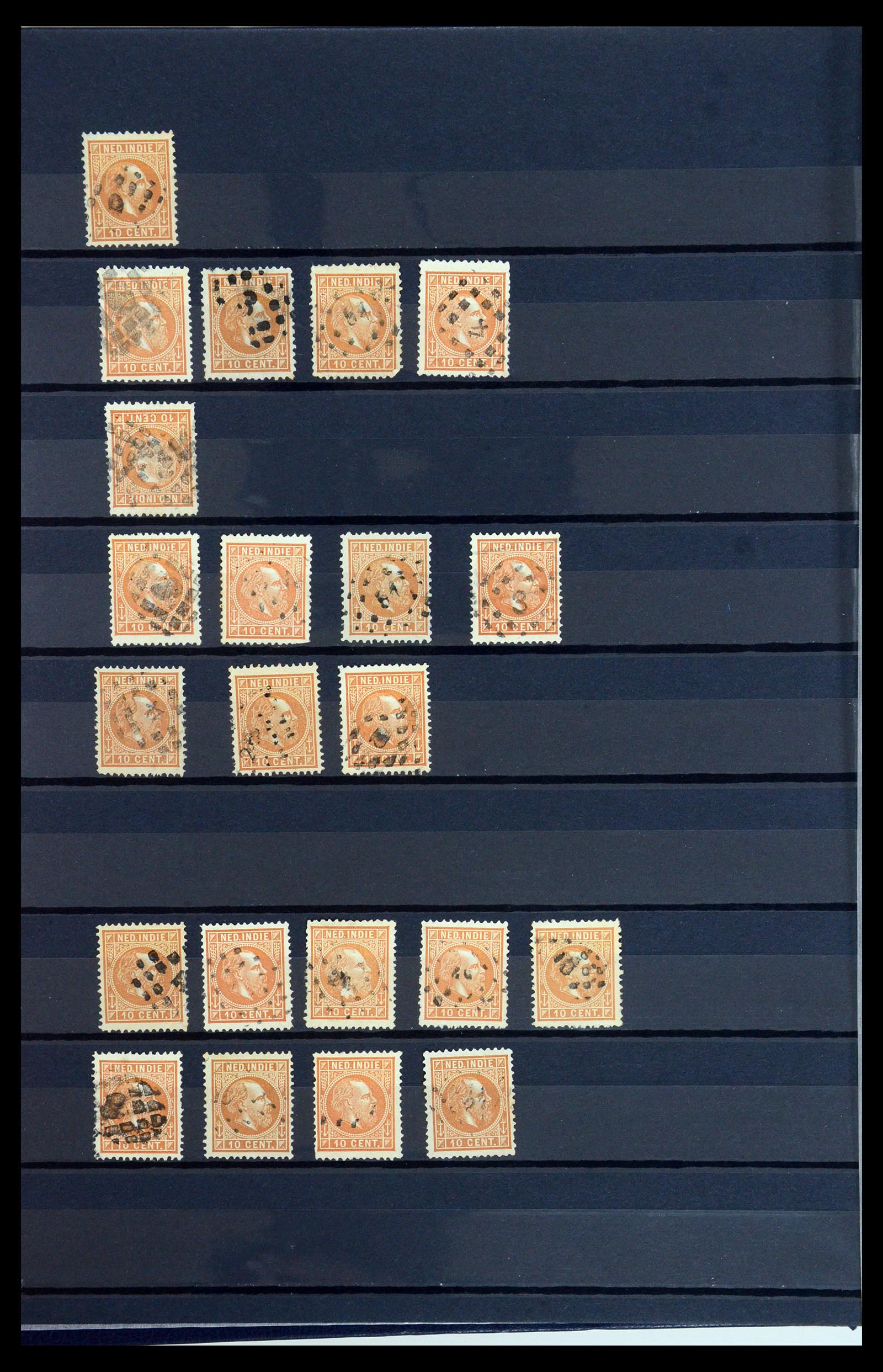 35612 008 - Postzegelverzameling 35612 Nederlands Indië stempels.