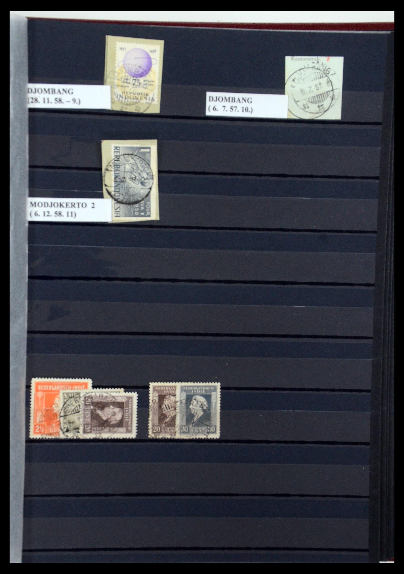 35612 096 - Postzegelverzameling 35612 Nederlands Indië stempels.