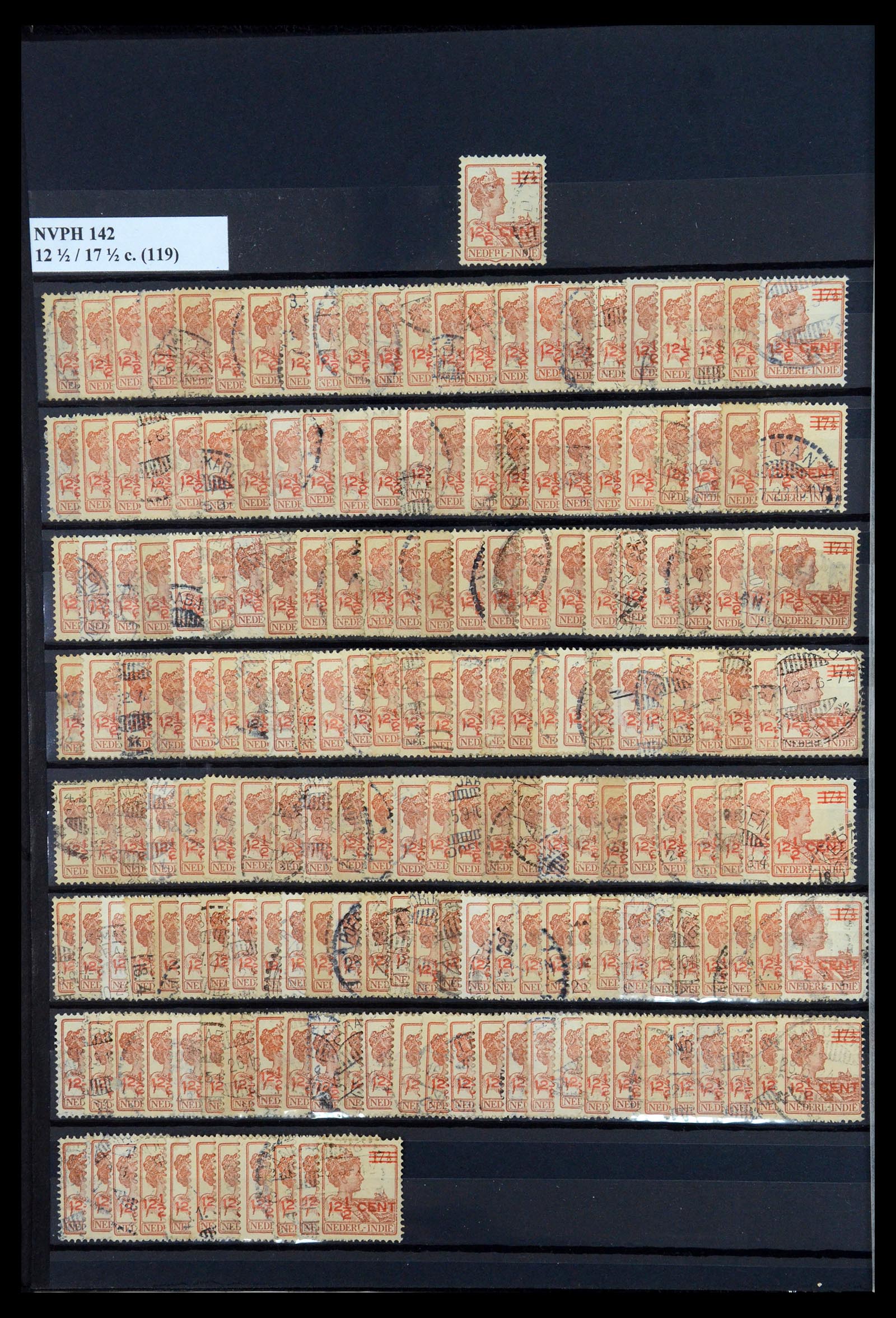 35628 002 - Postzegelverzameling 35628 Nederlands Indië stempels.