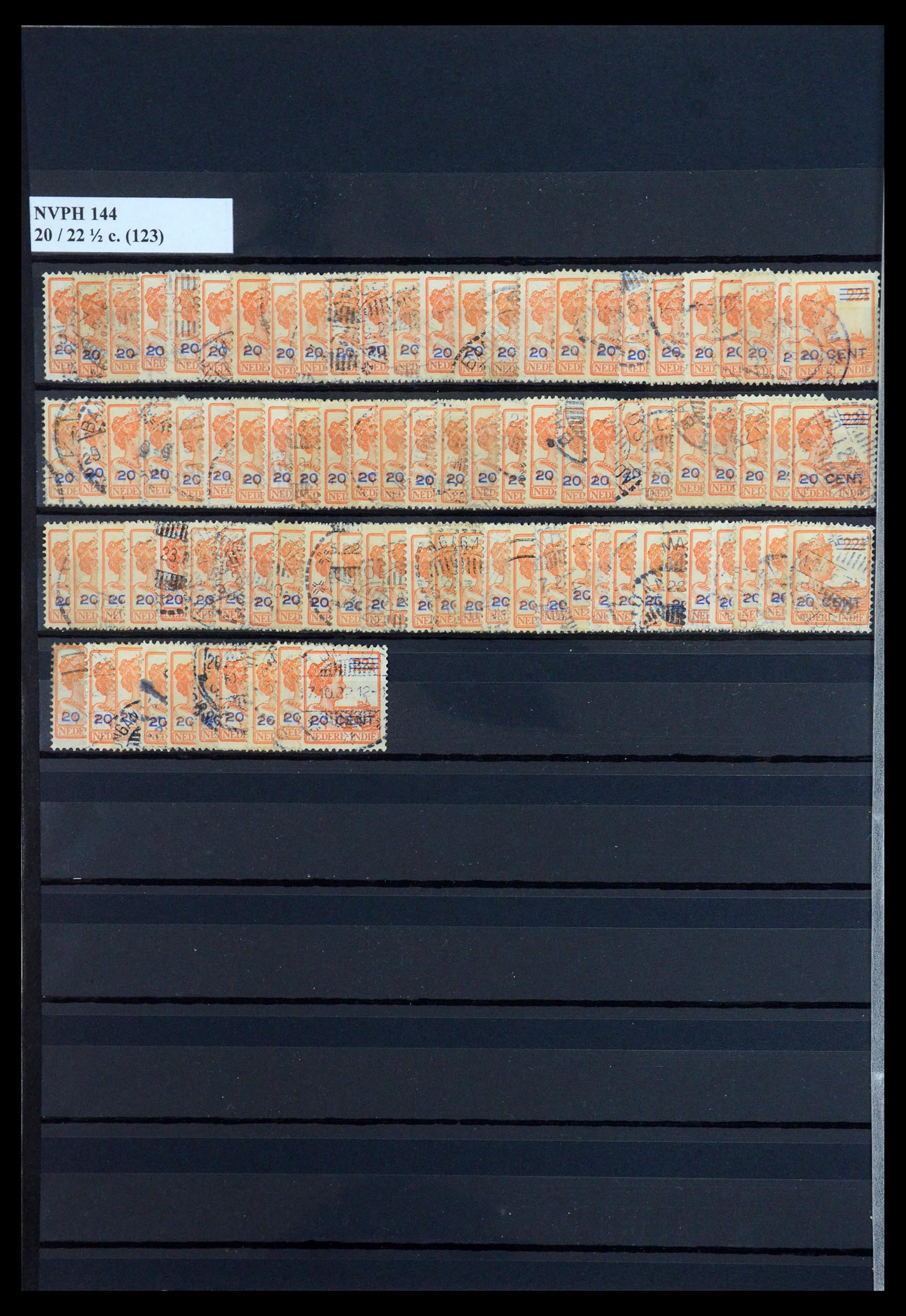 35628 004 - Postzegelverzameling 35628 Nederlands Indië stempels.