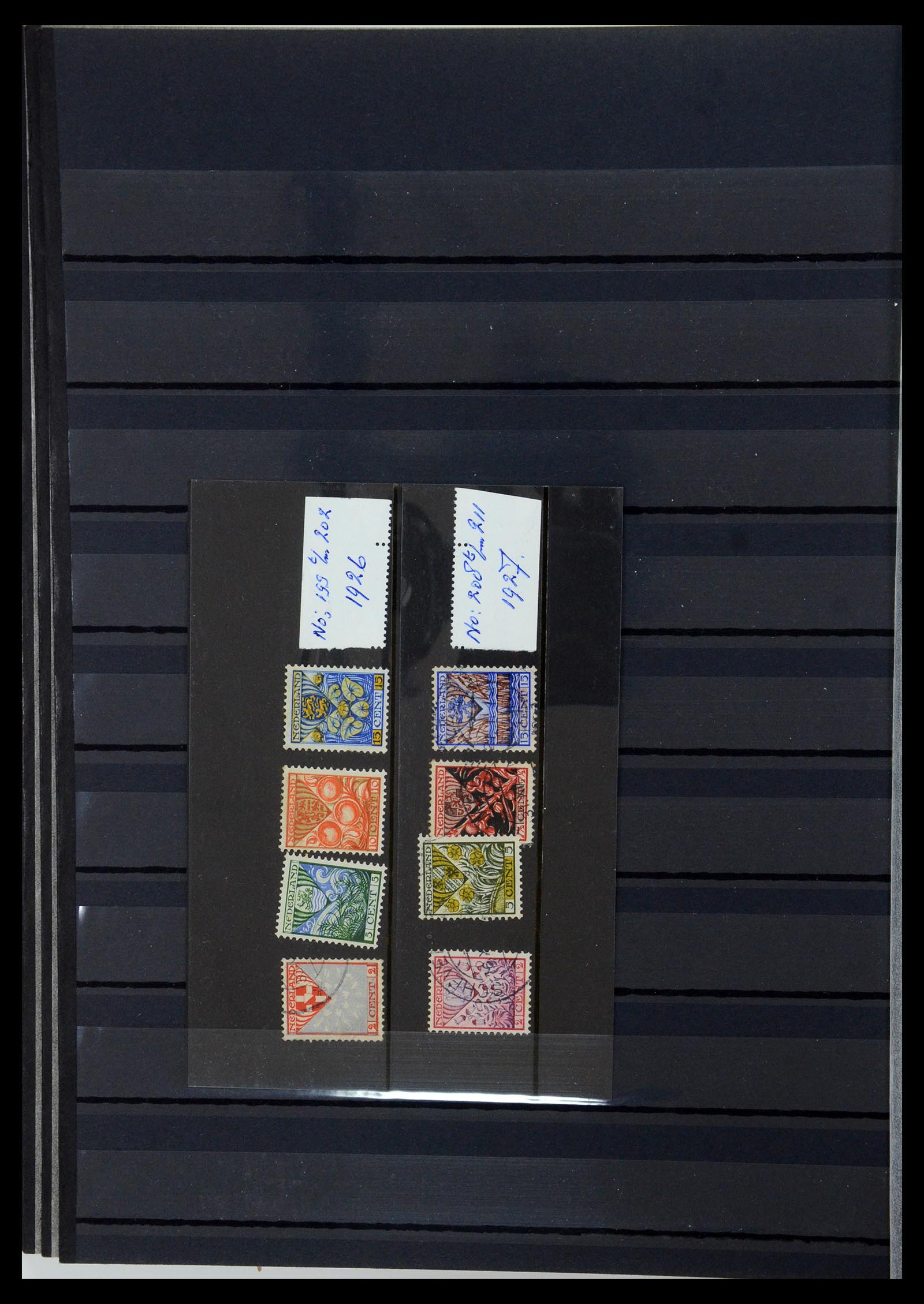 35628 028 - Postzegelverzameling 35628 Nederlands Indië stempels.