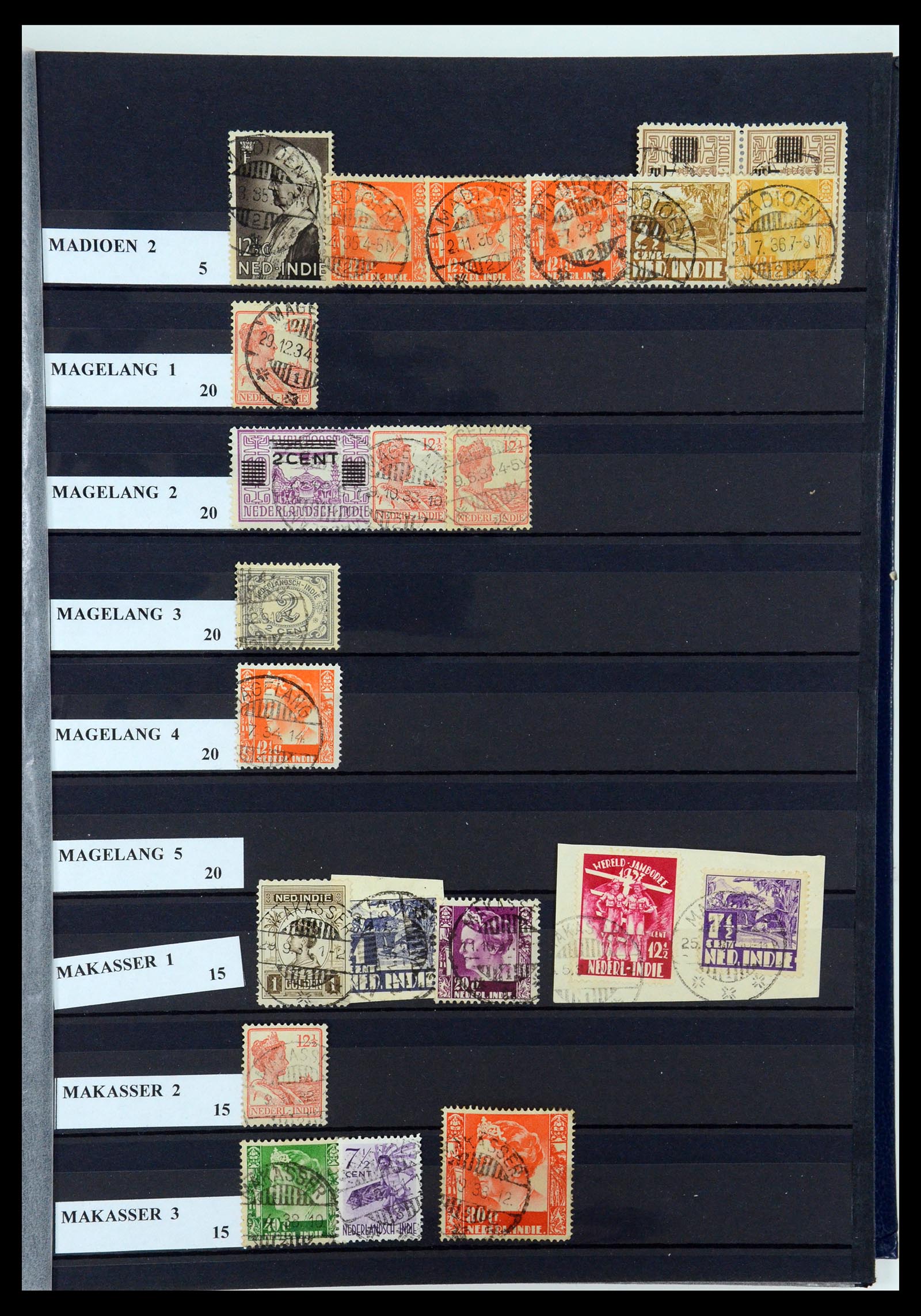 35628 053 - Postzegelverzameling 35628 Nederlands Indië stempels.