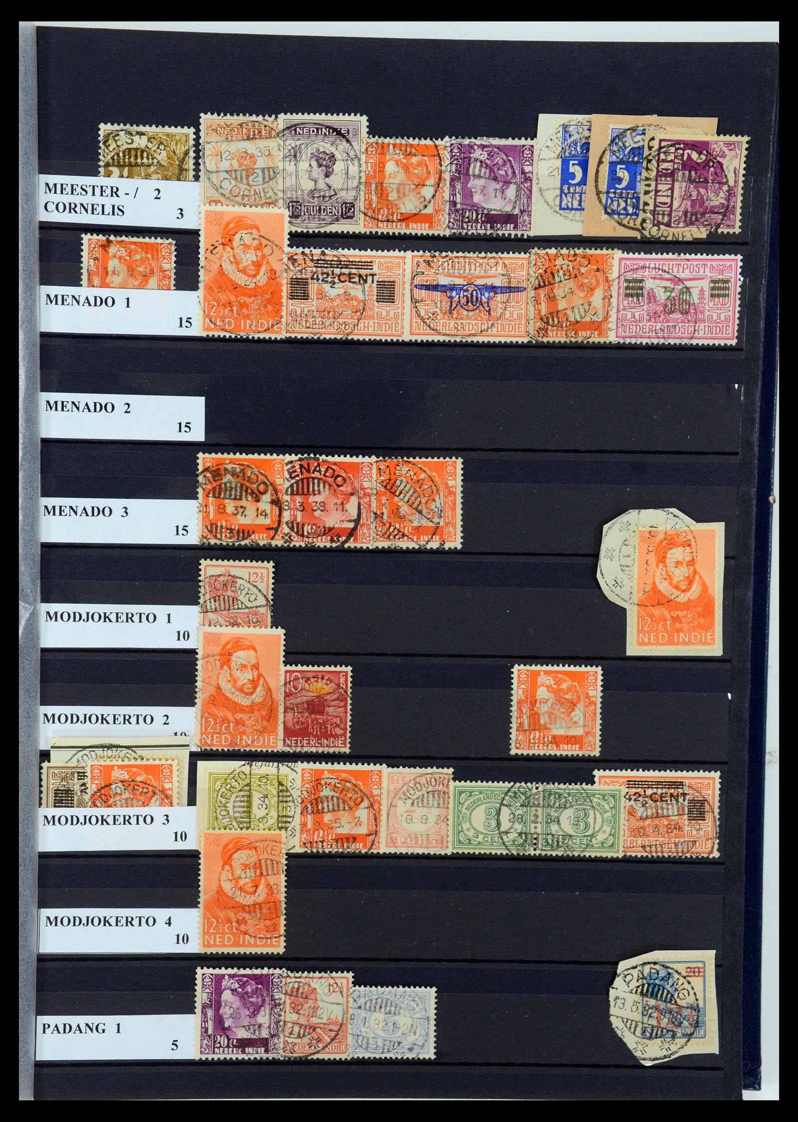 35628 057 - Postzegelverzameling 35628 Nederlands Indië stempels.